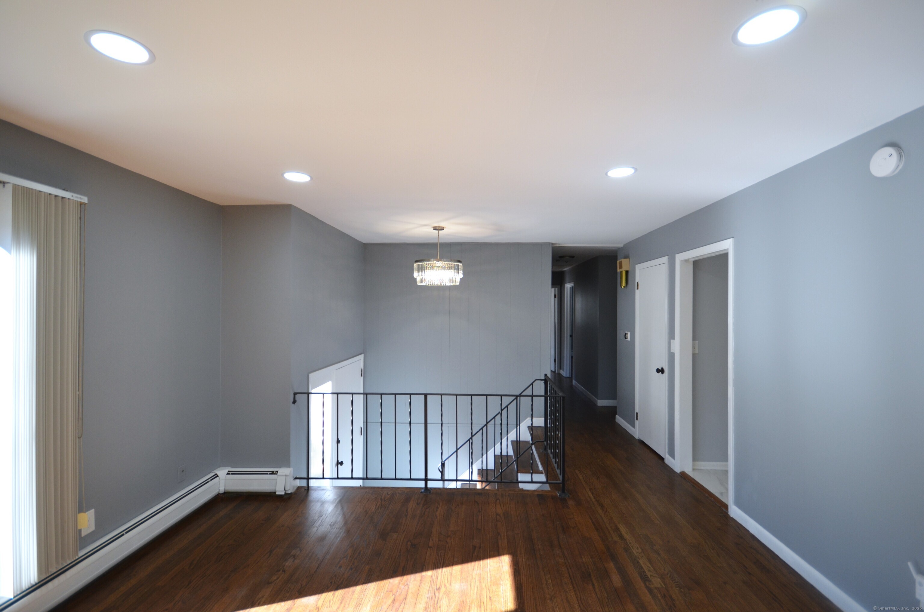 442 Surrey Lane