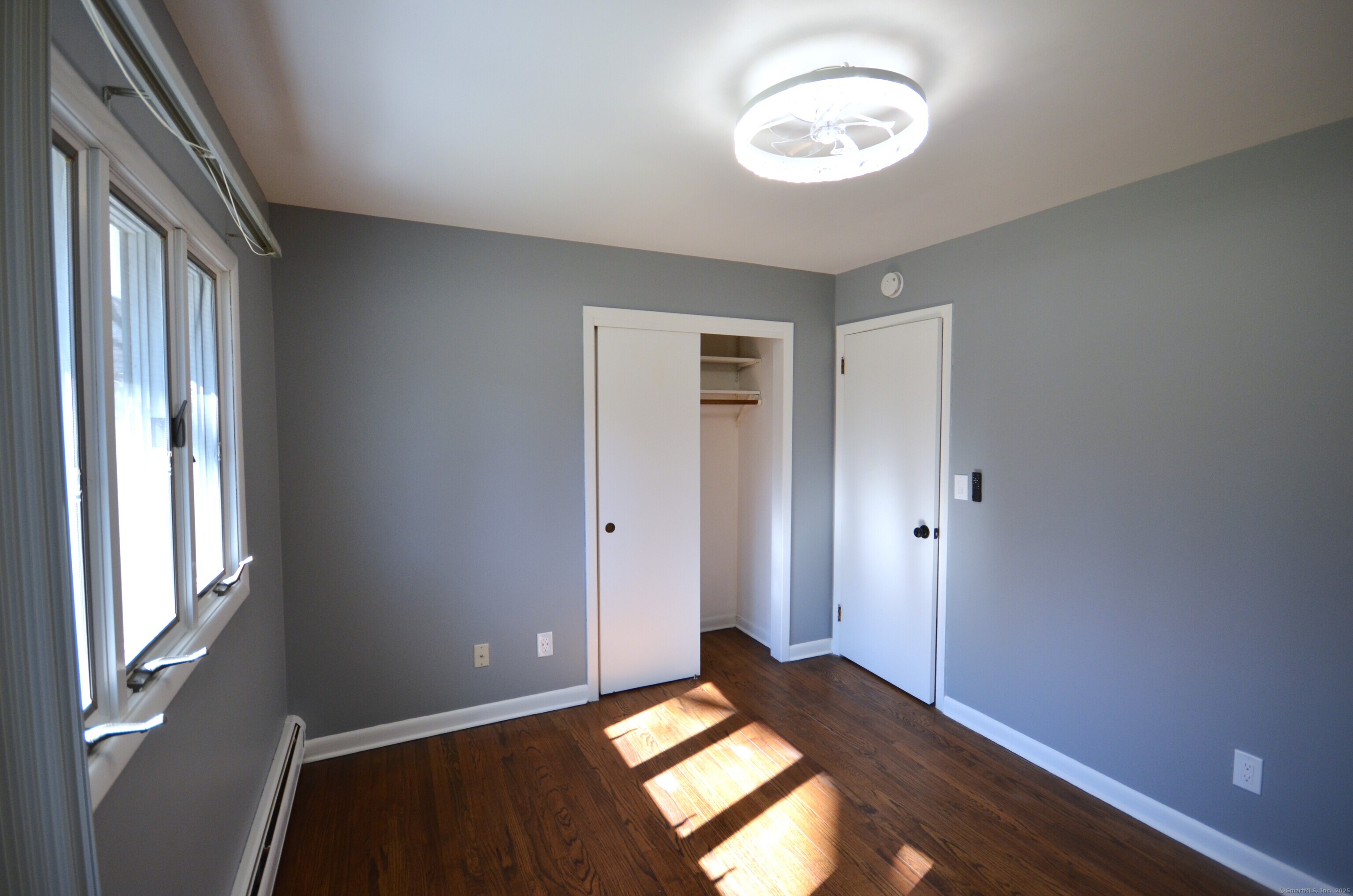 442 Surrey Lane