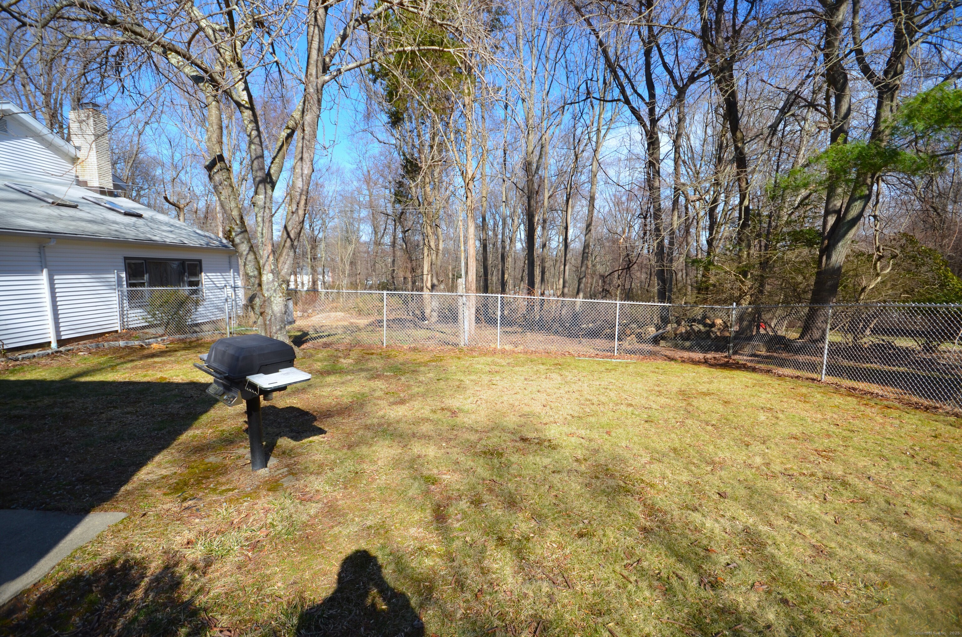 442 Surrey Lane