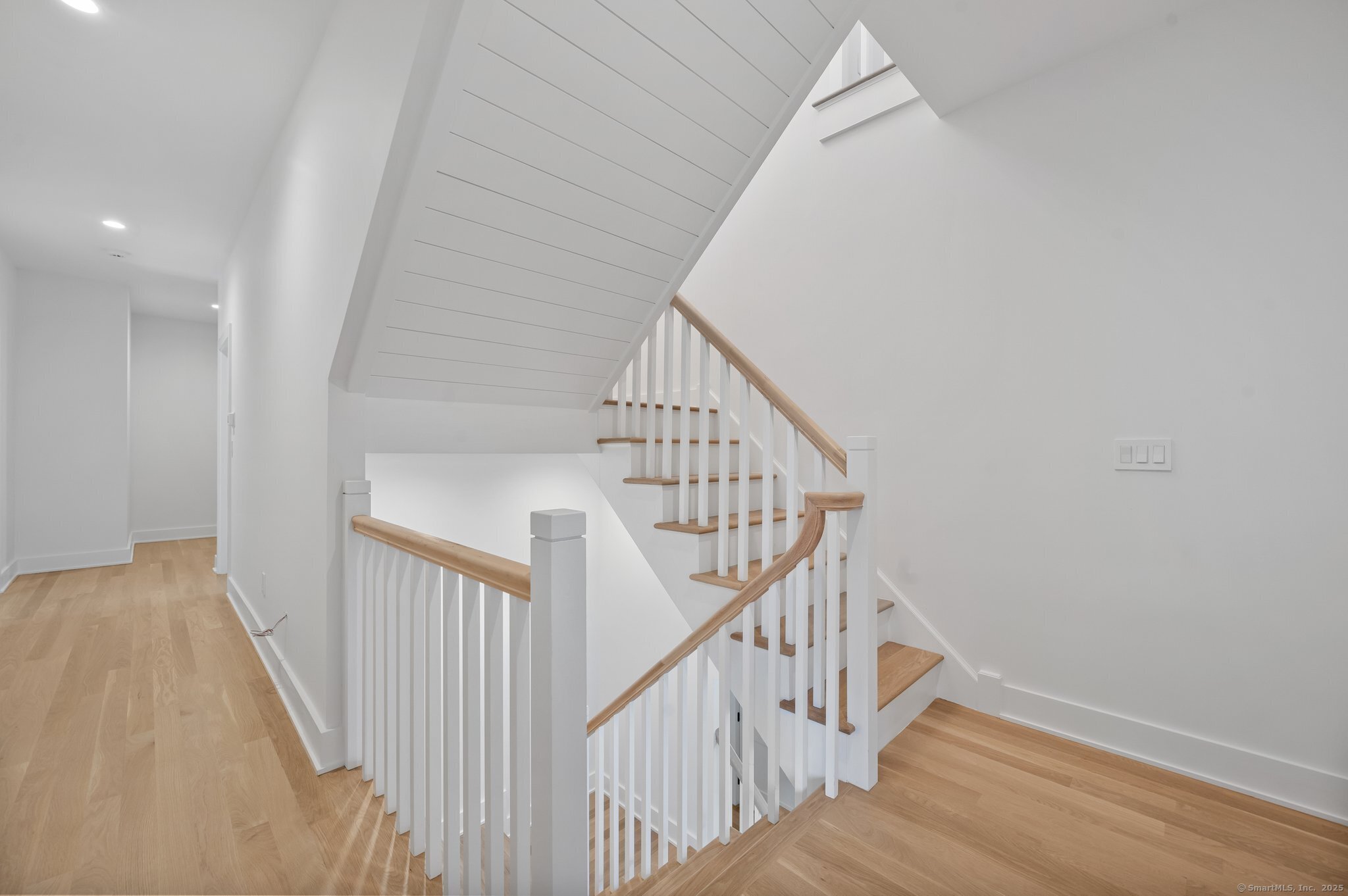 43 Newport Place