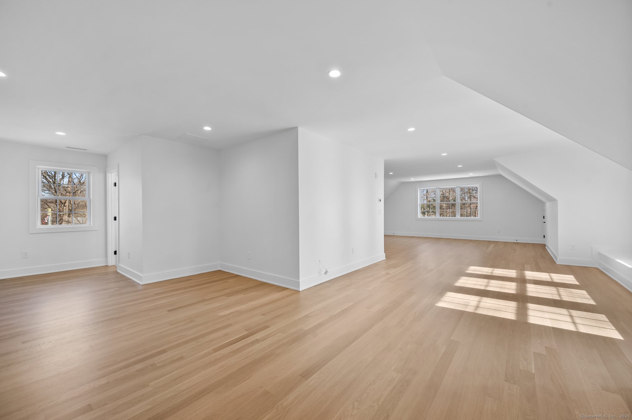 43 Newport Place