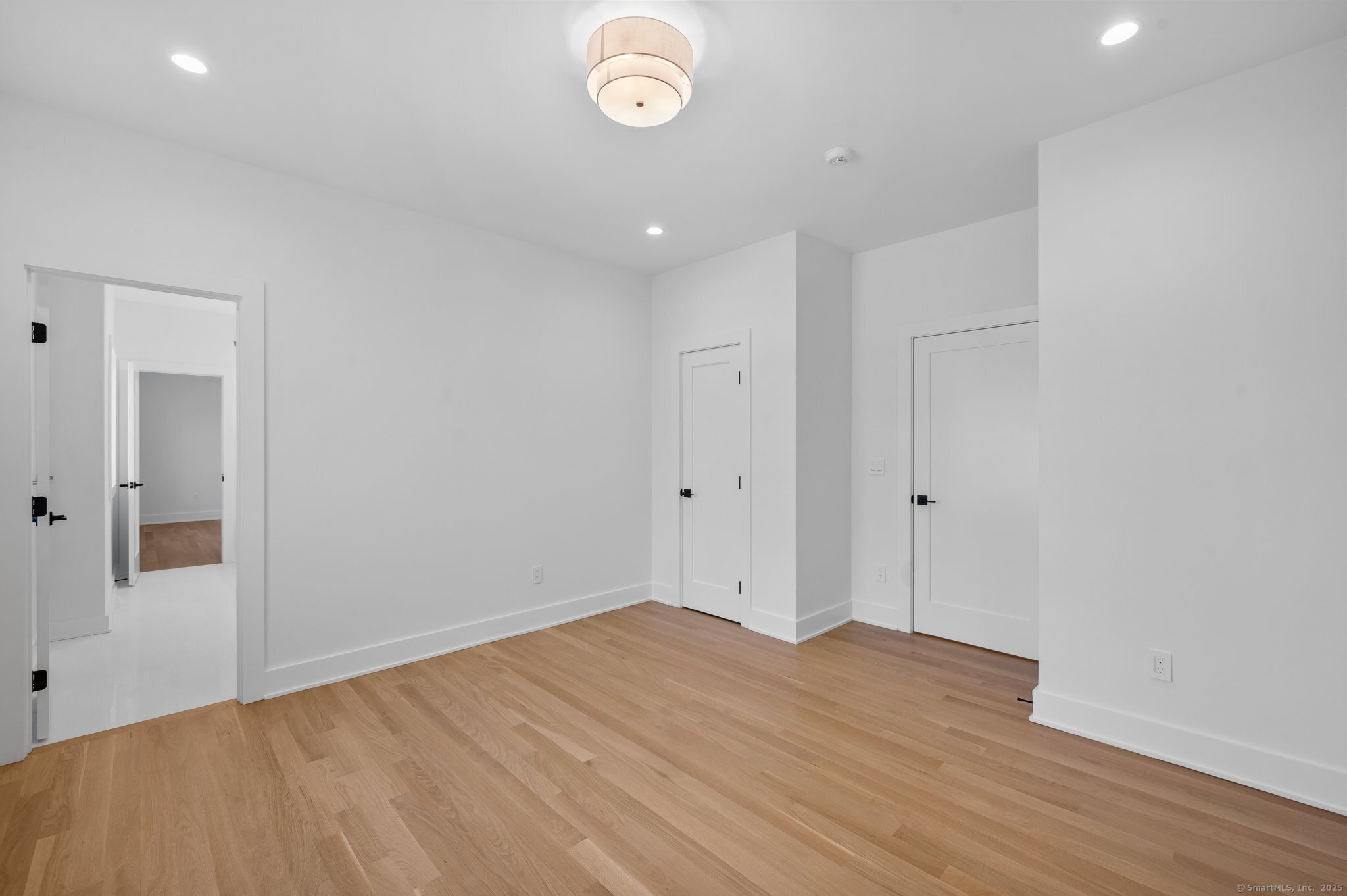 43 Newport Place