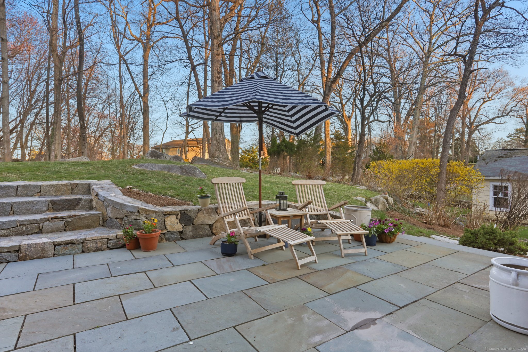 85 Valleywood Road
