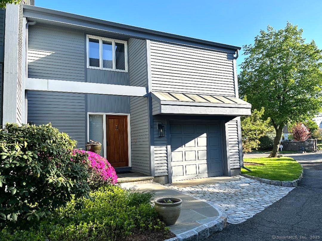 119 Gregory Boulevard APT 32