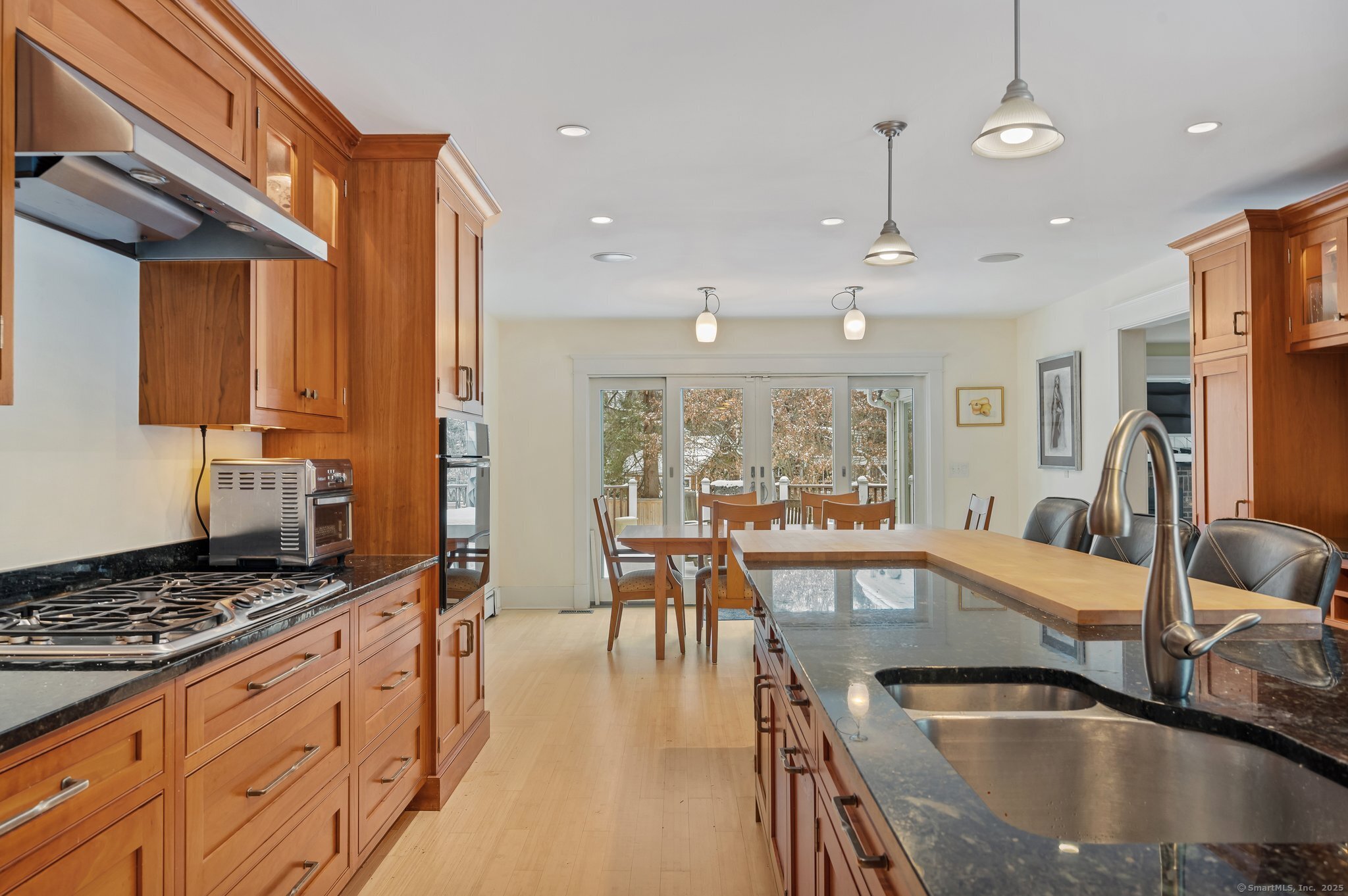 17 Pequot Drive