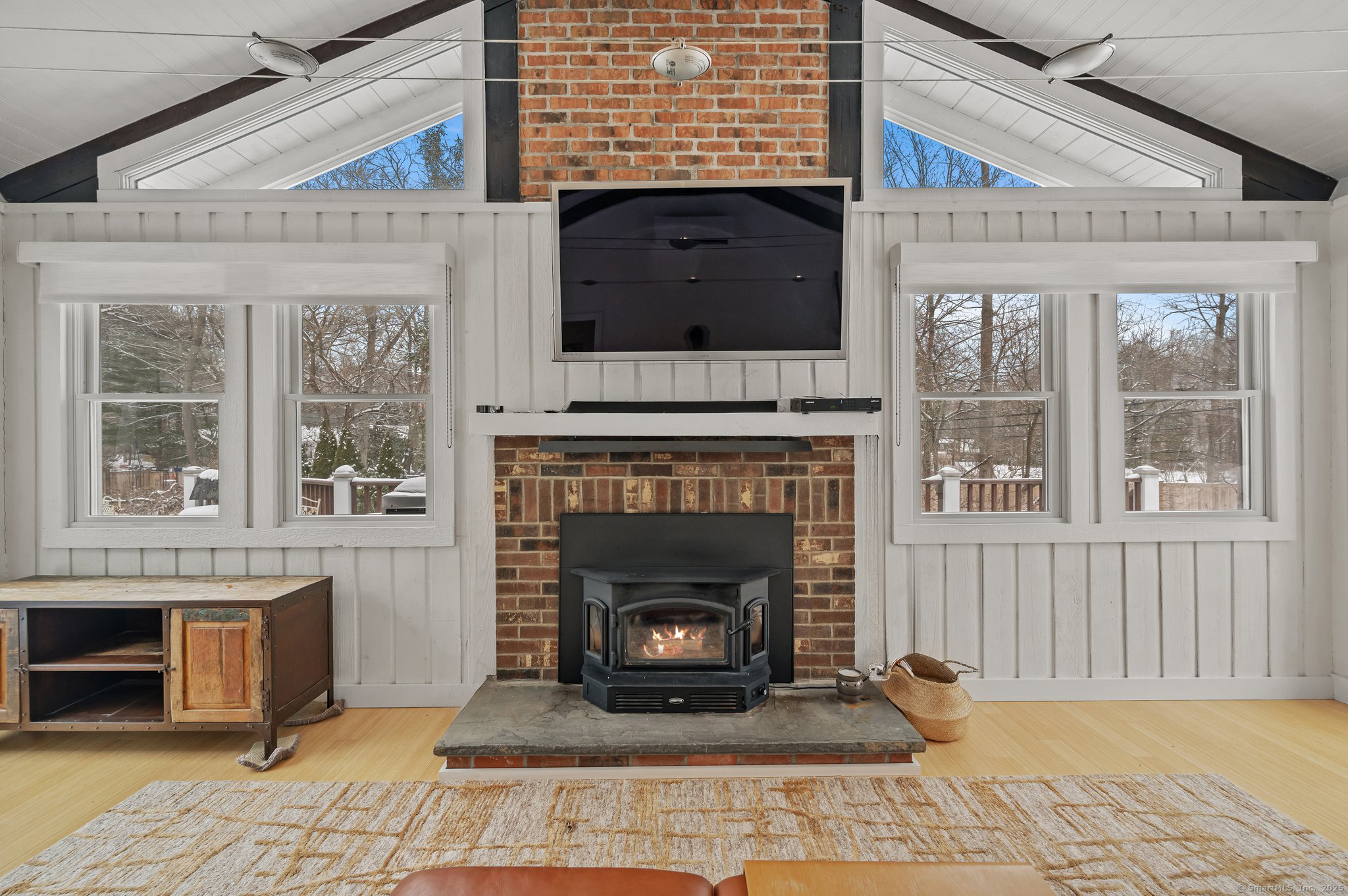17 Pequot Drive