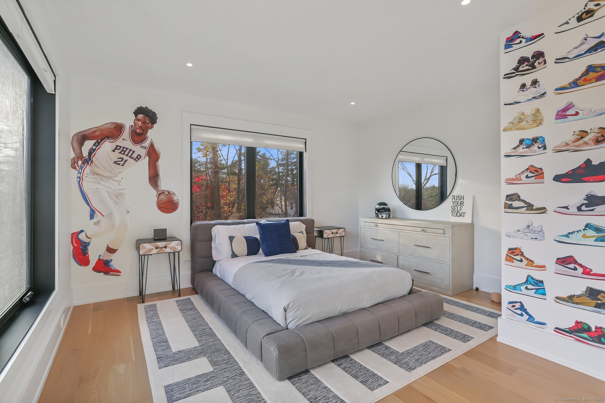 99 Hillspoint Road