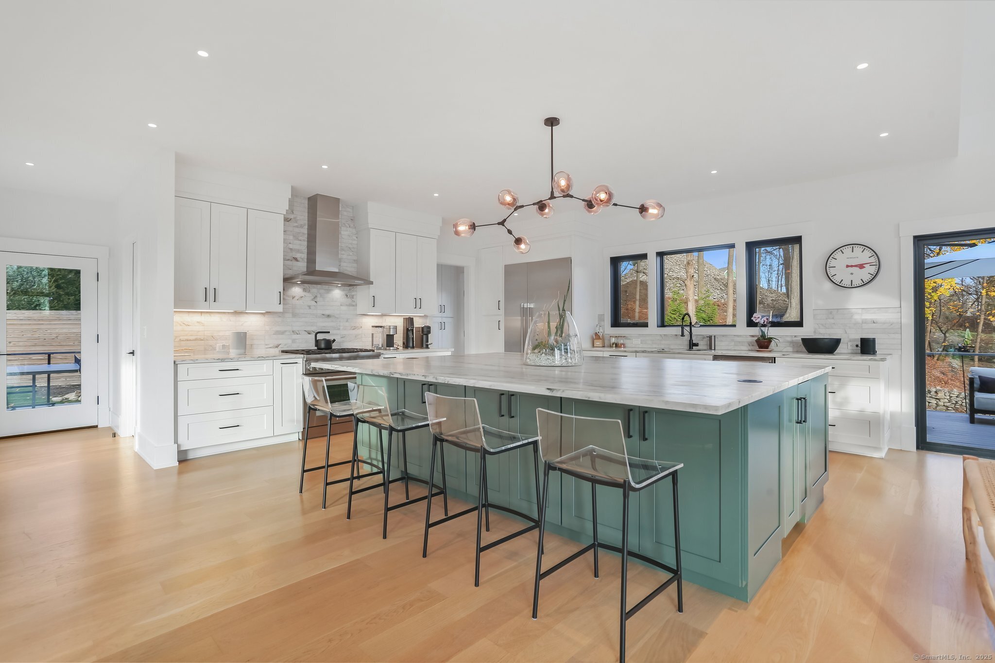 99 Hillspoint Road