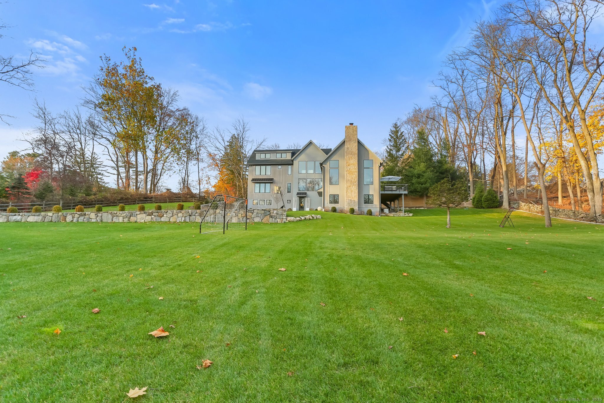 99 Hillspoint Road