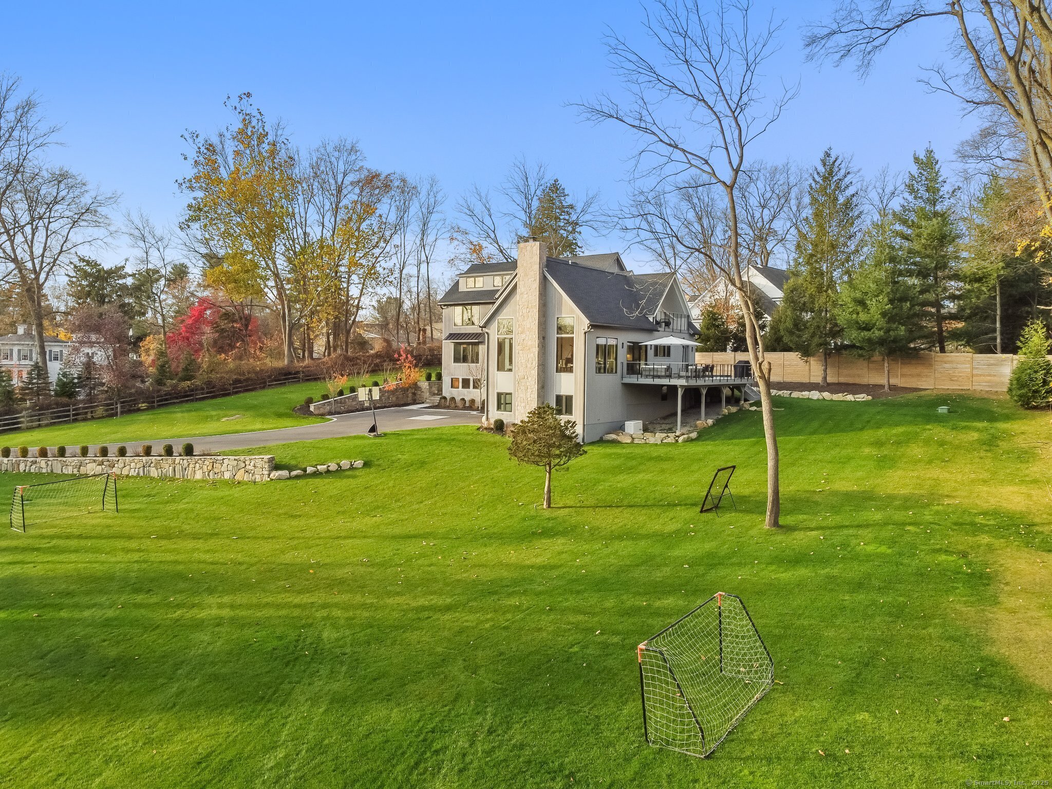 99 Hillspoint Road