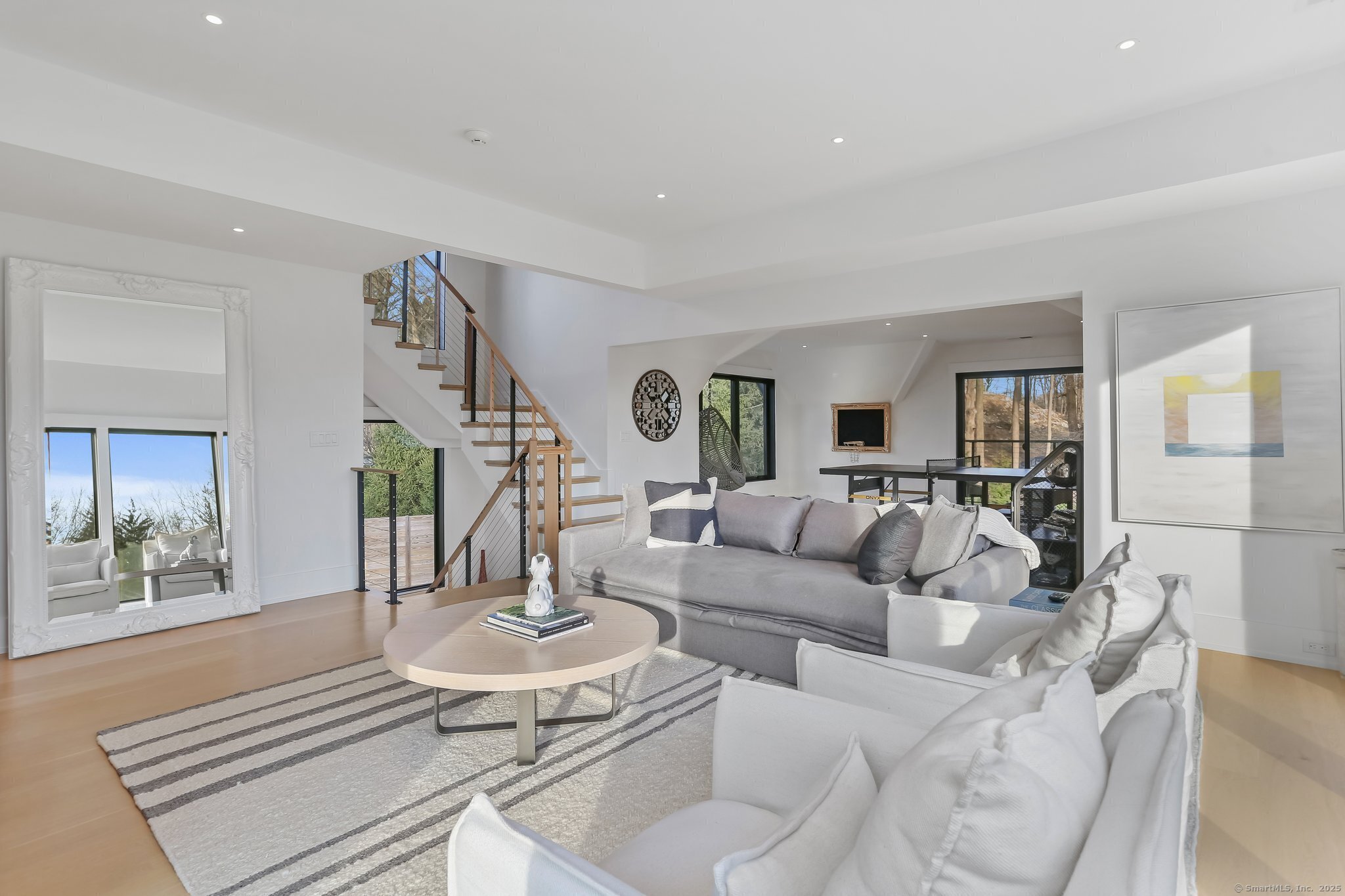 99 Hillspoint Road