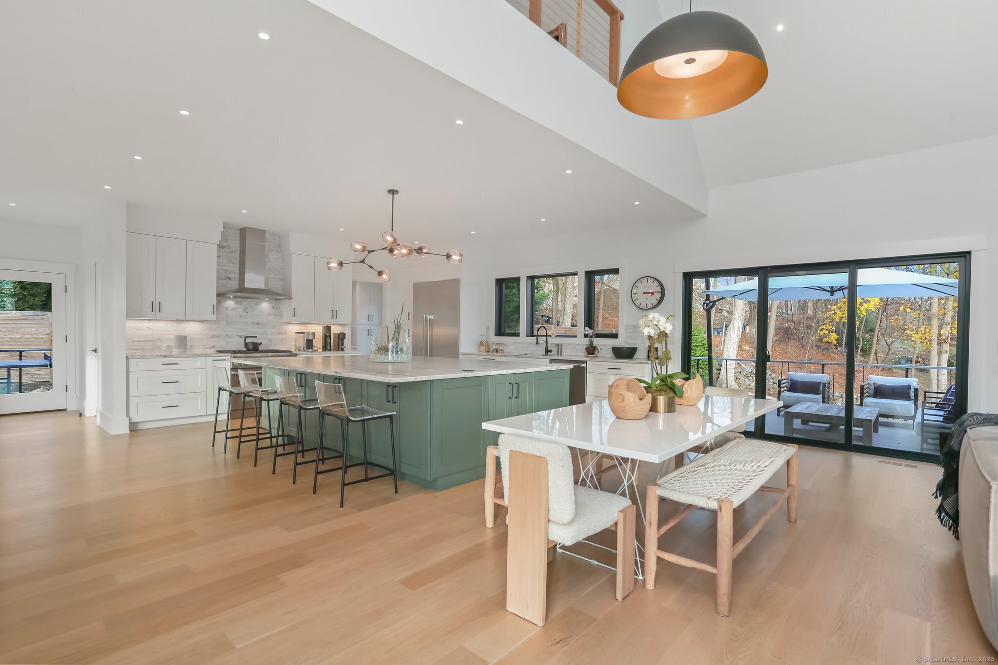 99 Hillspoint Road