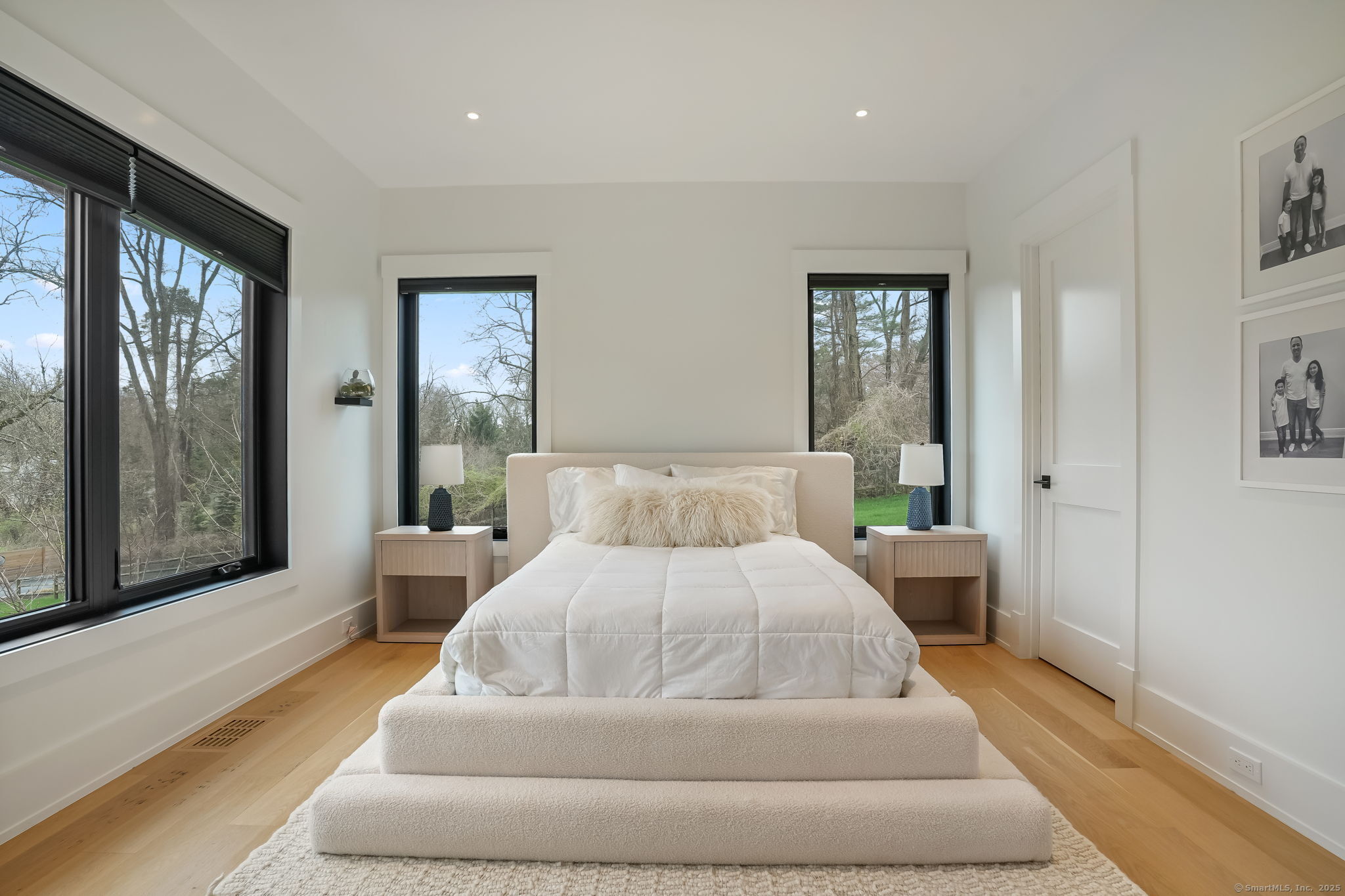 99 Hillspoint Road