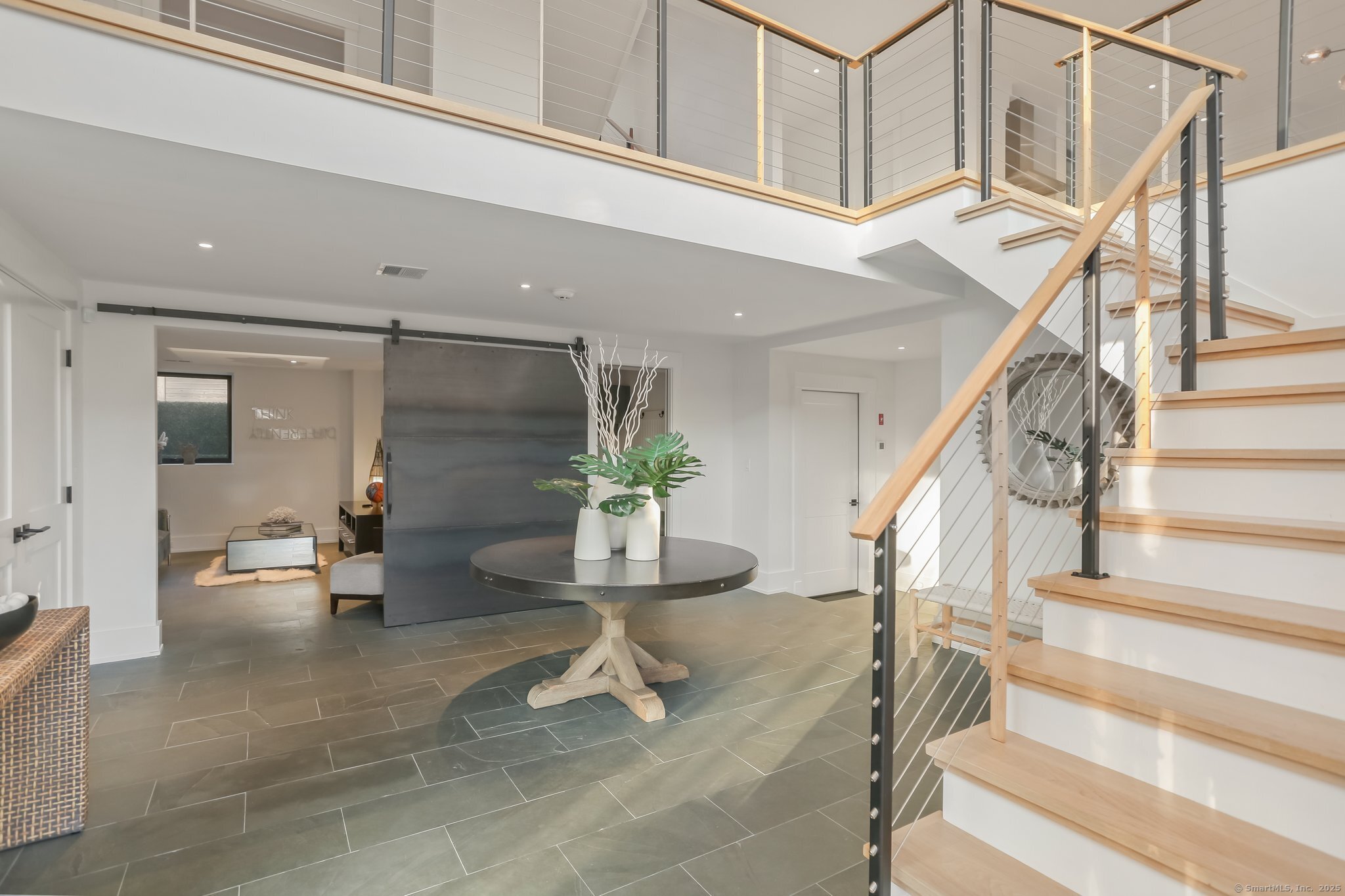99 Hillspoint Road