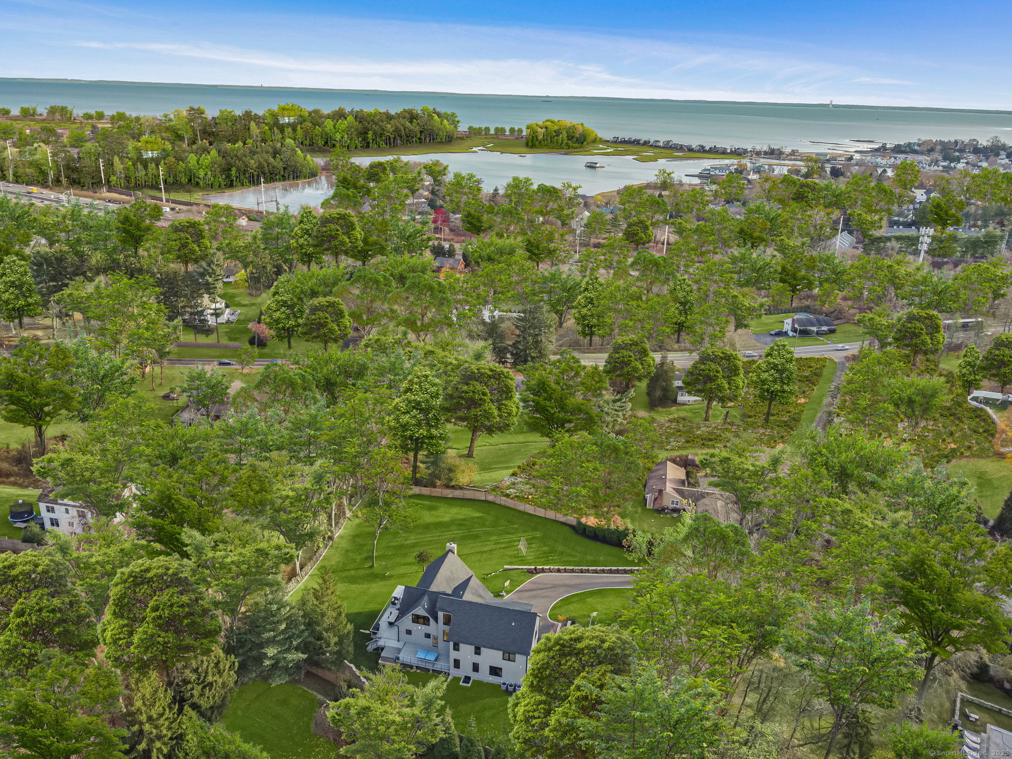 99 Hillspoint Road