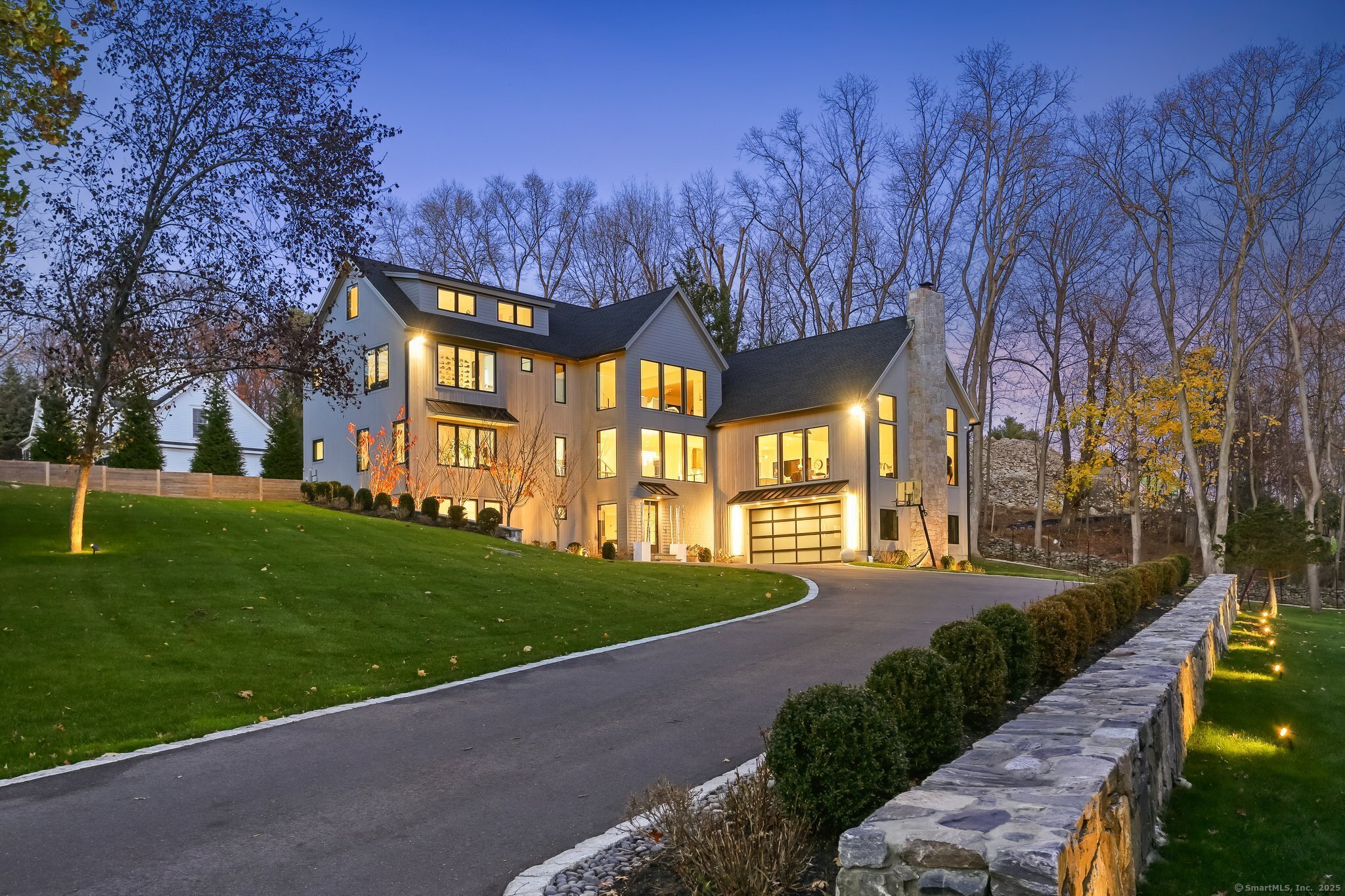99 Hillspoint Road