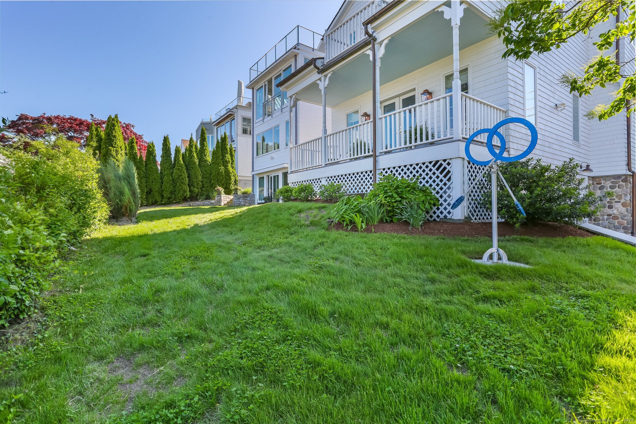 5 Compo Hill Avenue