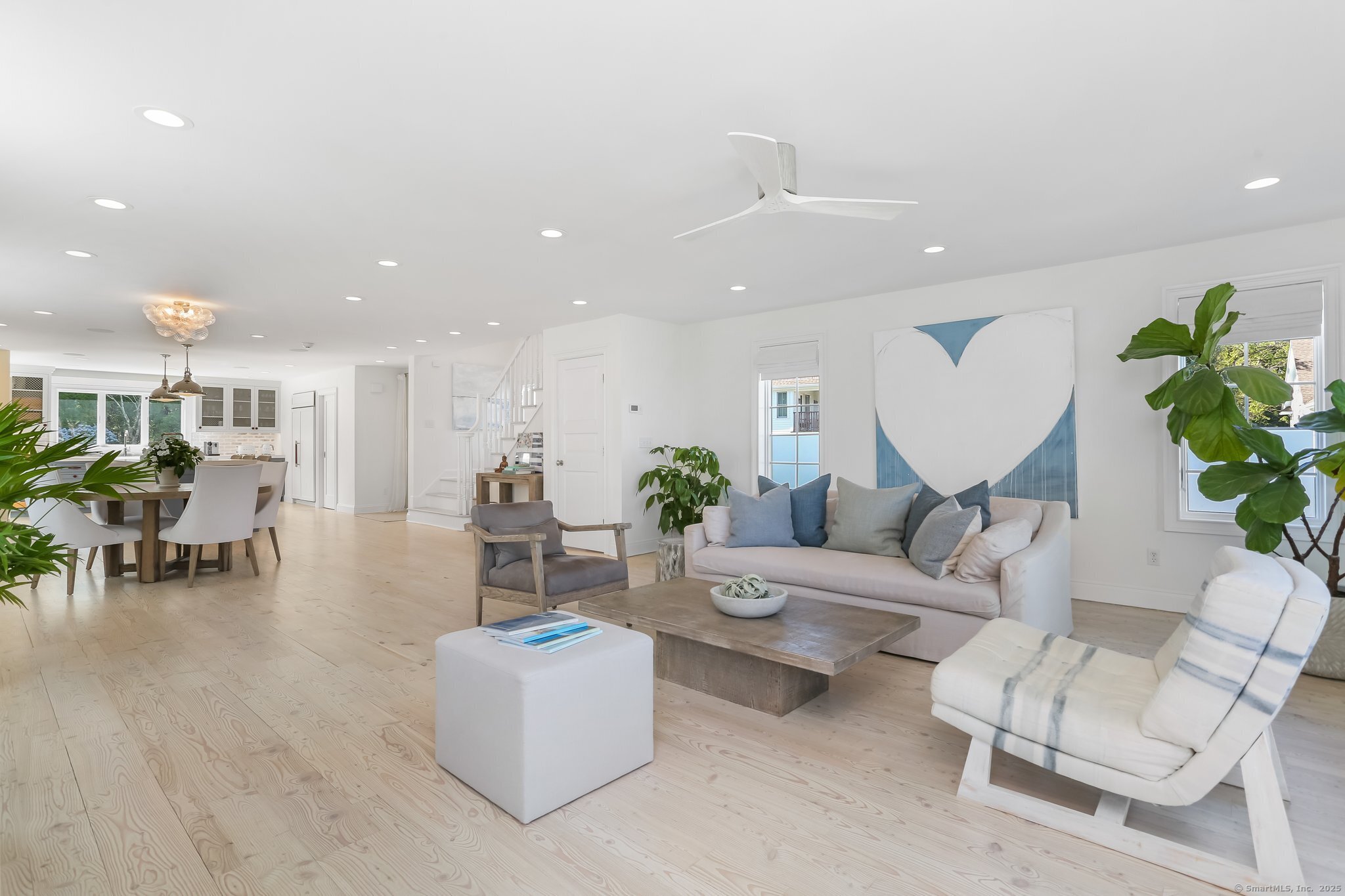 5 Compo Hill Avenue