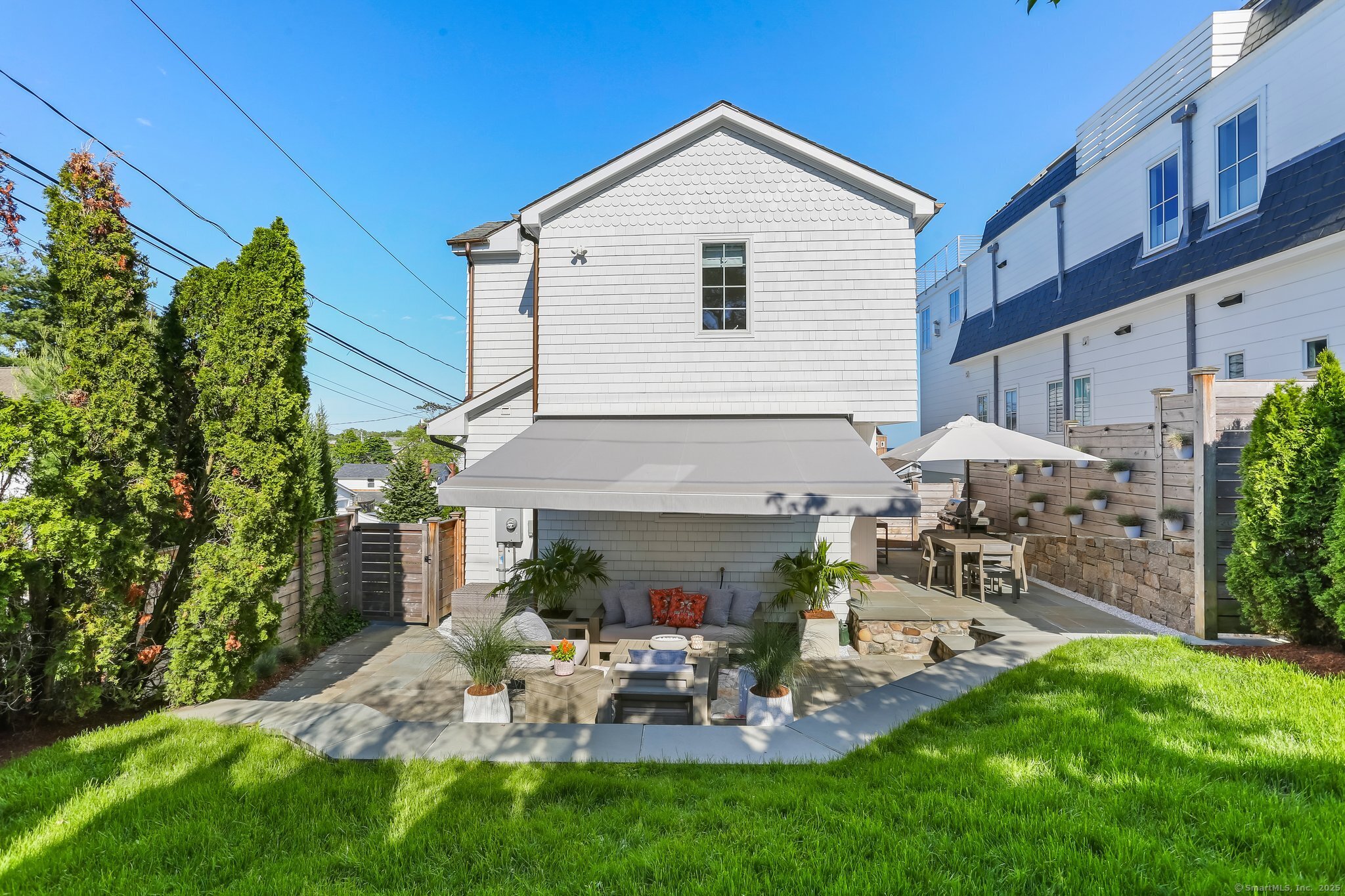 5 Compo Hill Avenue