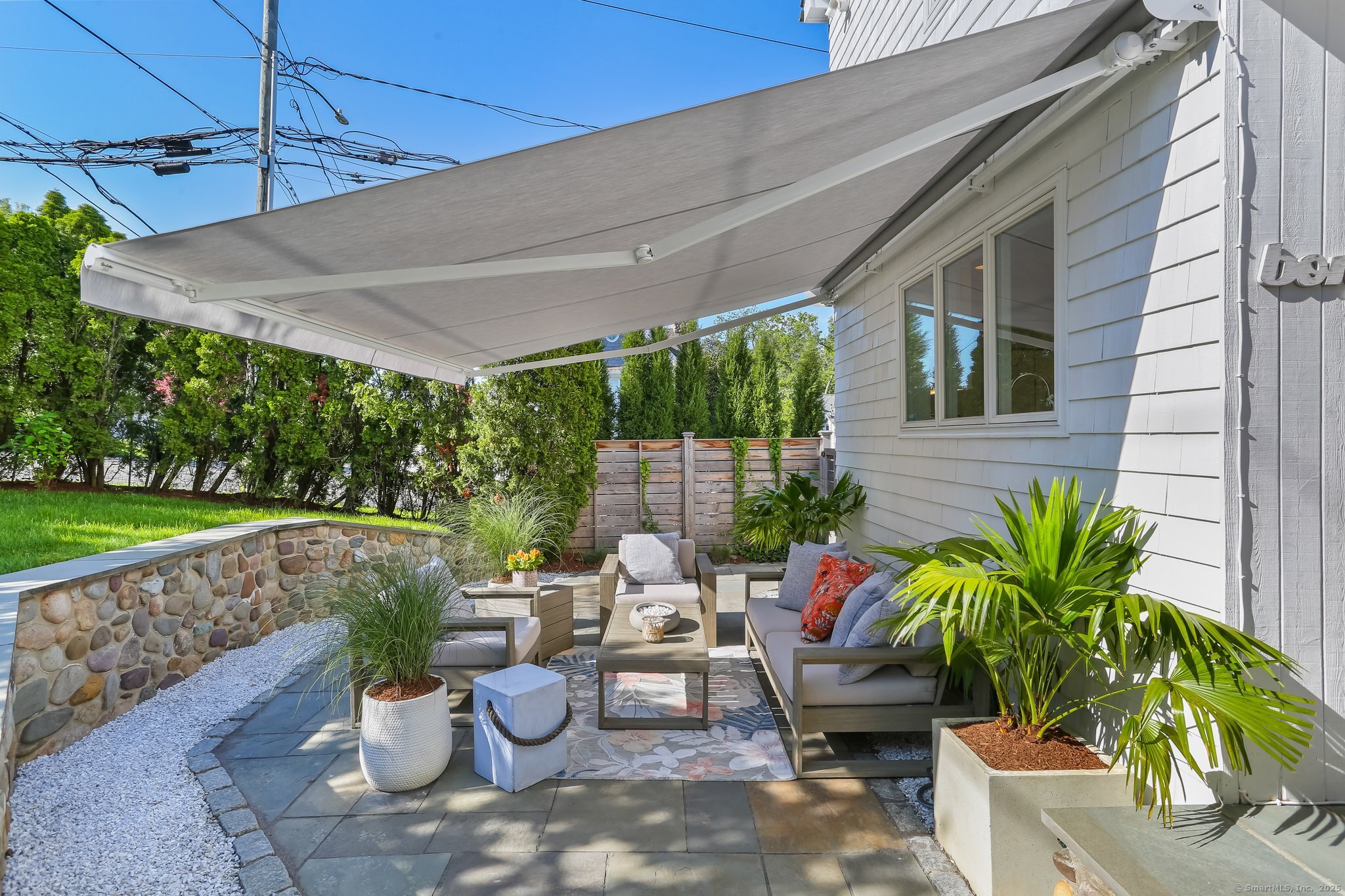 5 Compo Hill Avenue