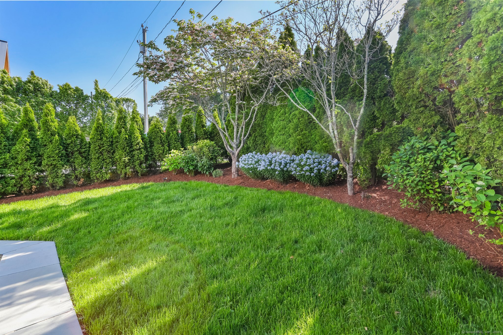 5 Compo Hill Avenue