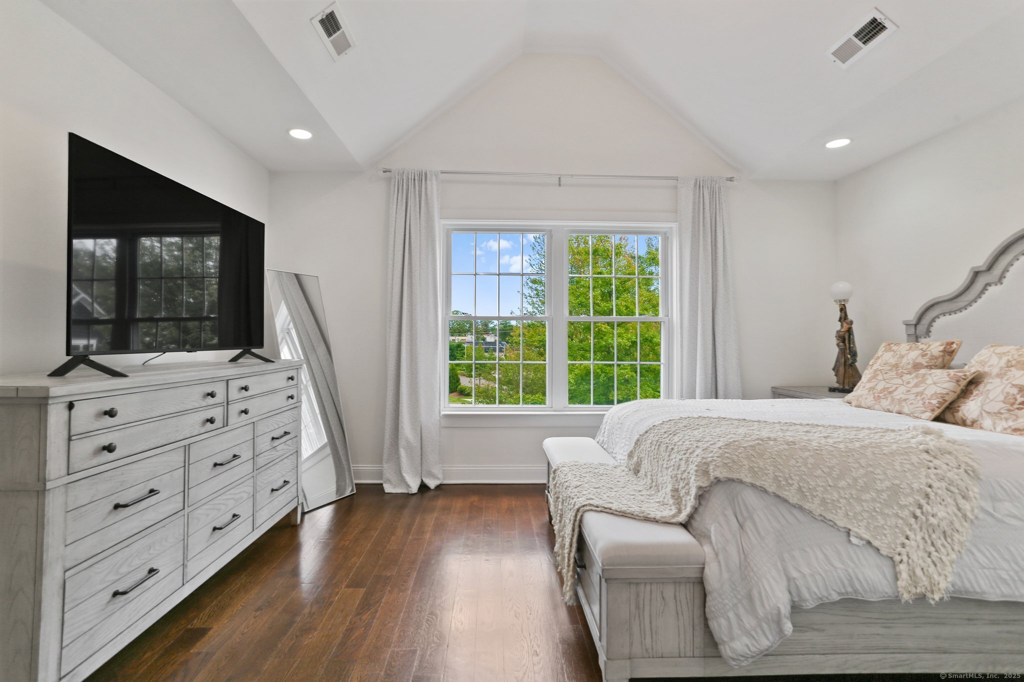 12 Willard Road 4
