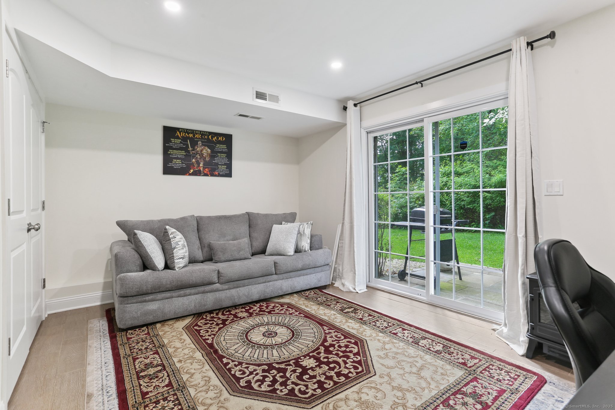 12 Willard Road 4