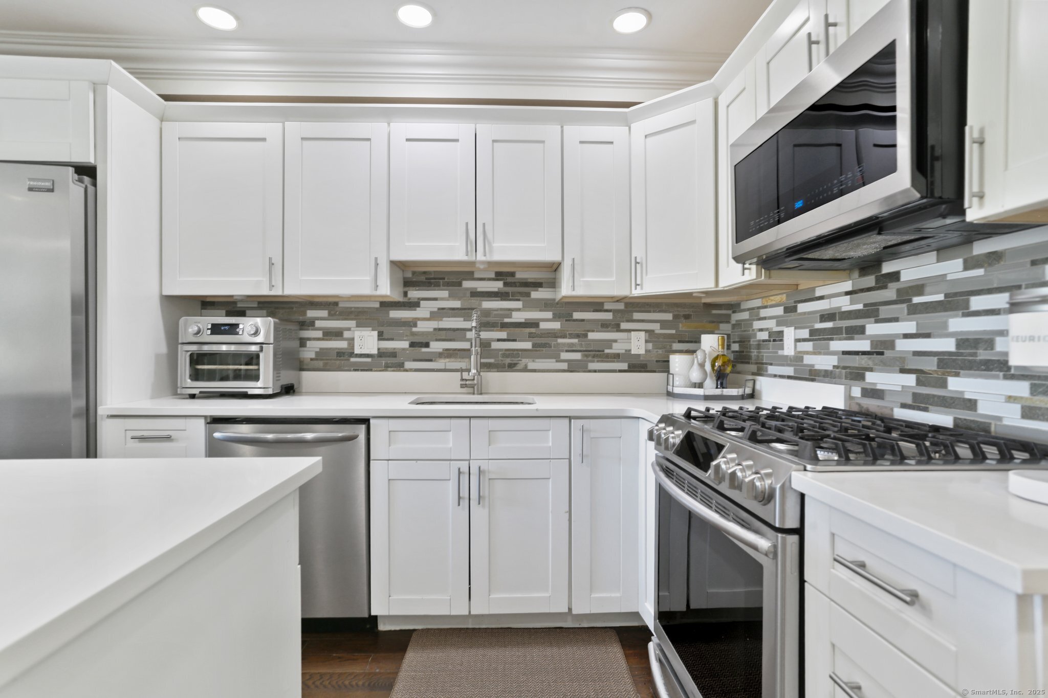 12 Willard Road 4