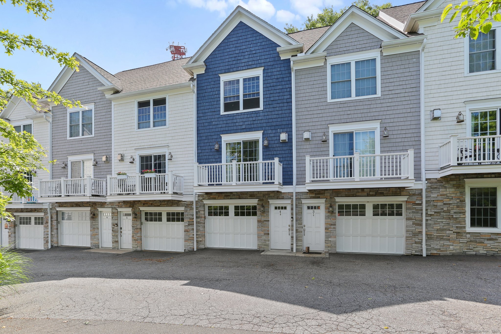 12 Willard Road 4