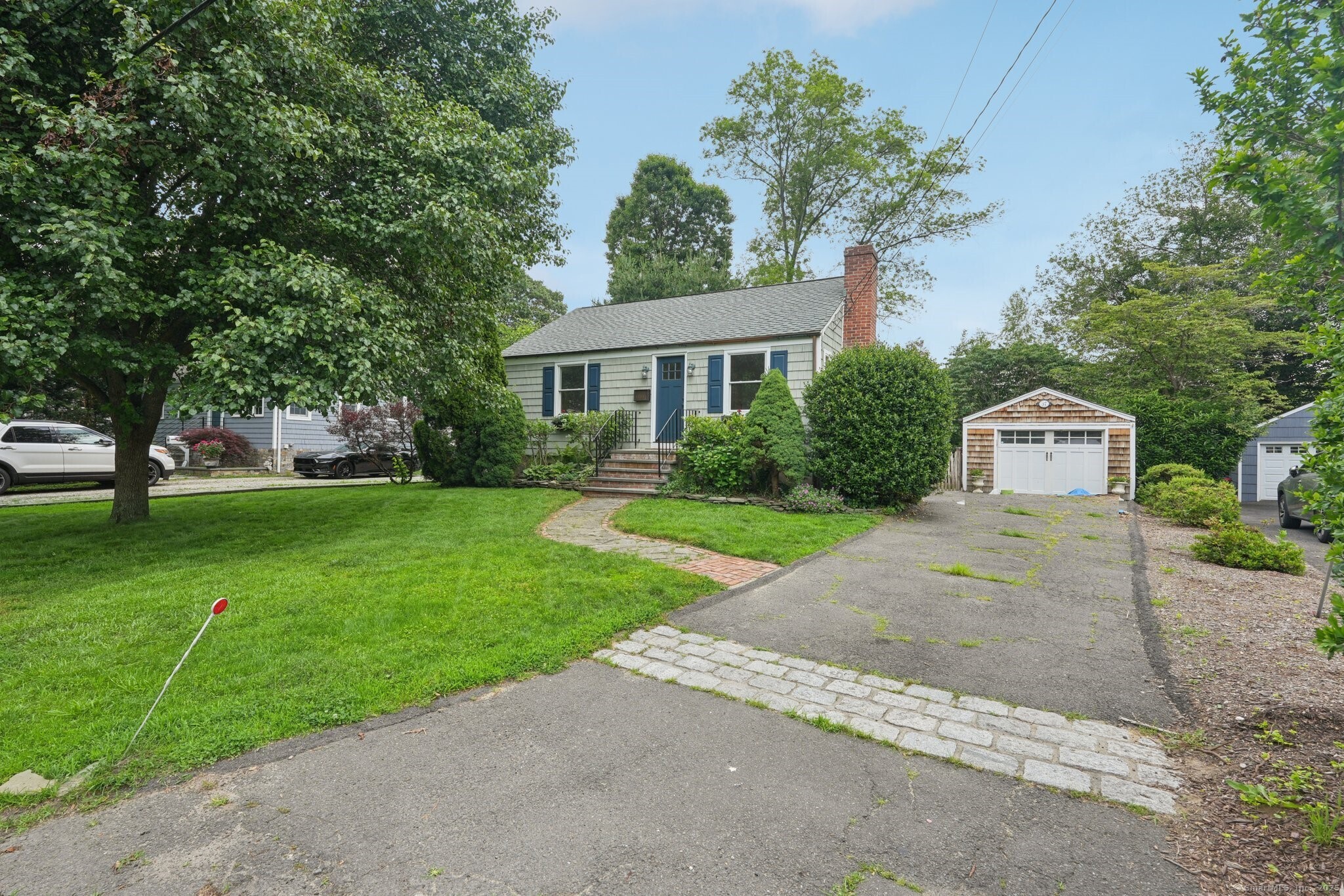 37 Cedar Crest Place