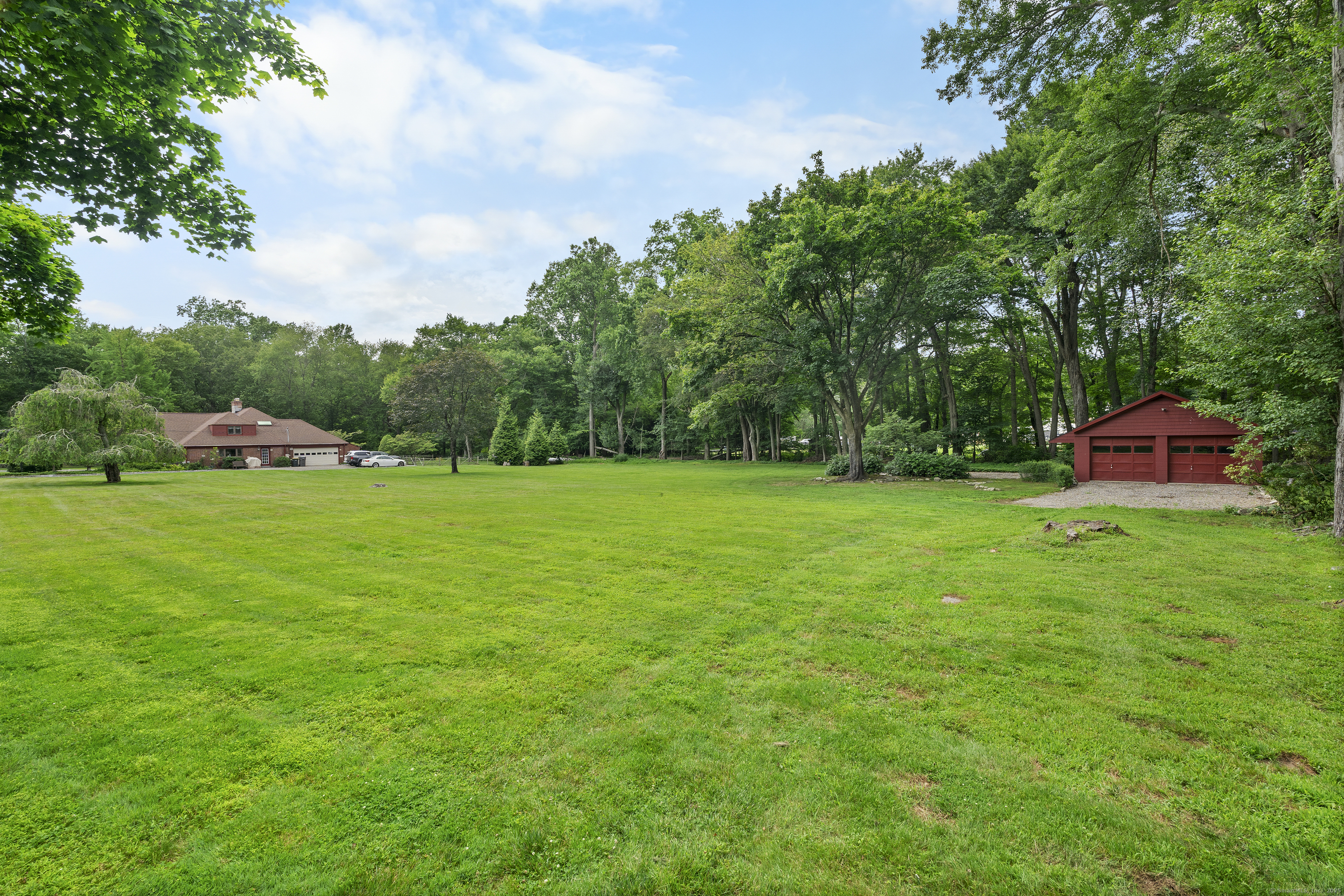 1180 Merwins Lane