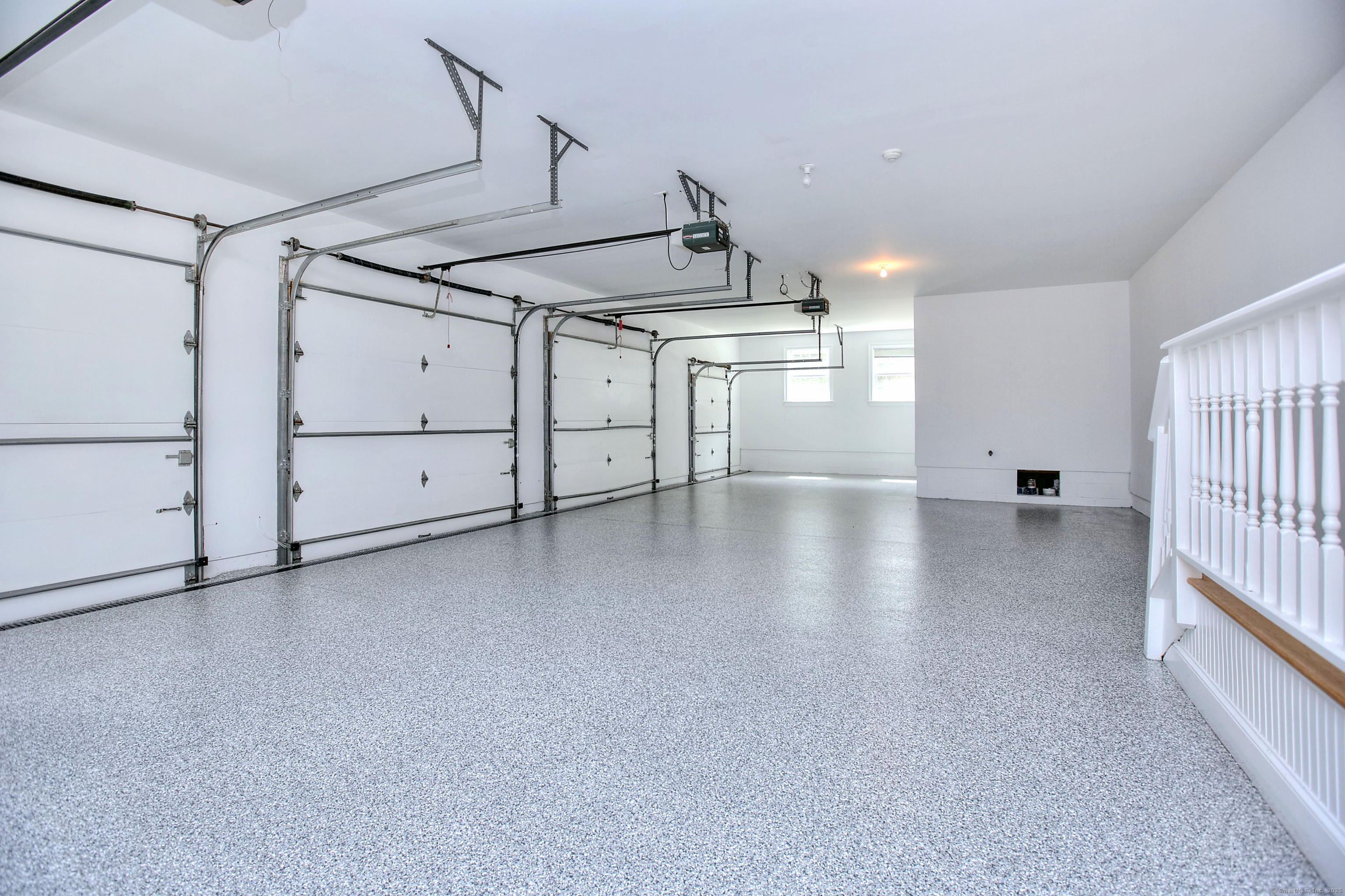 14 Mayflower Parkway