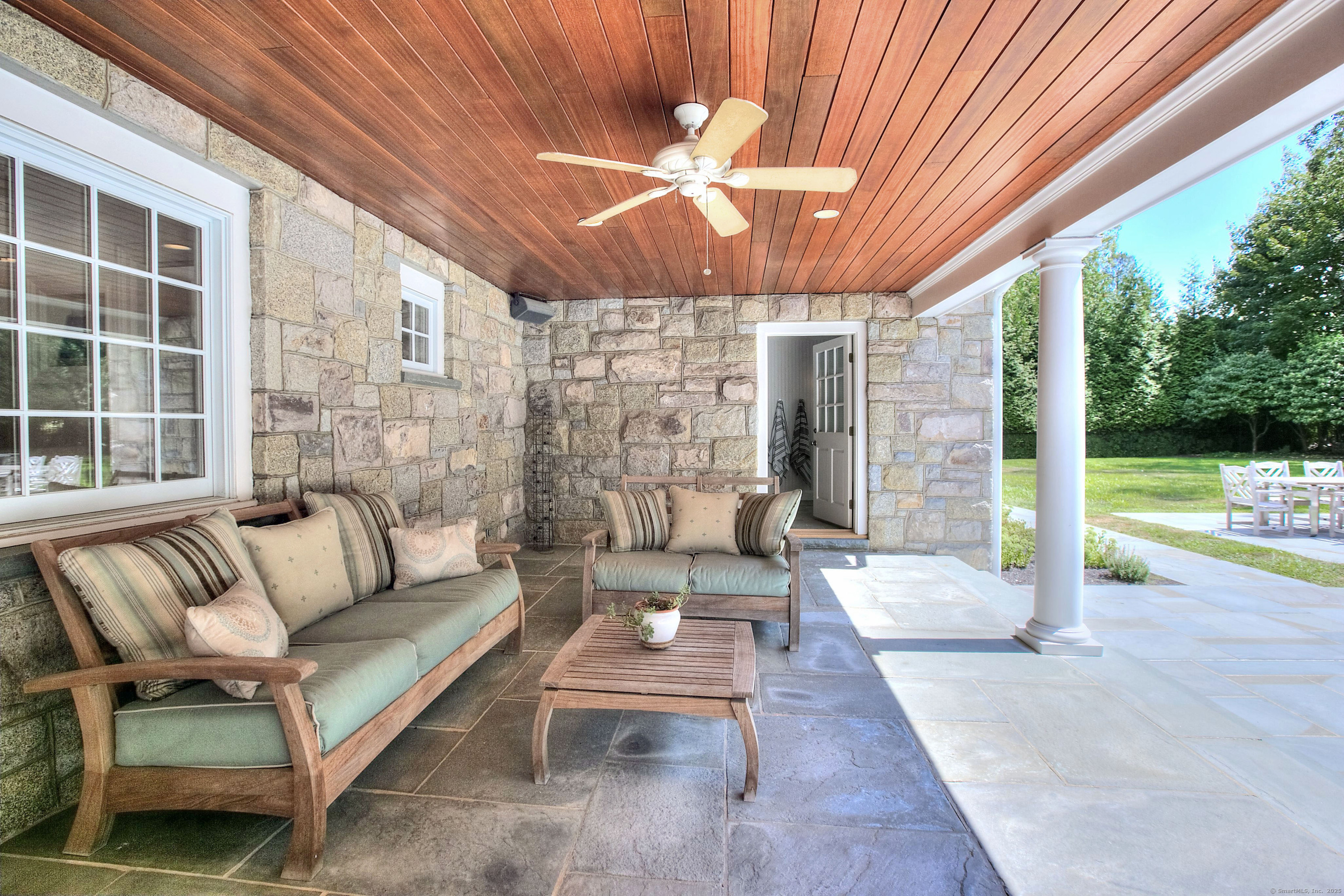14 Mayflower Parkway