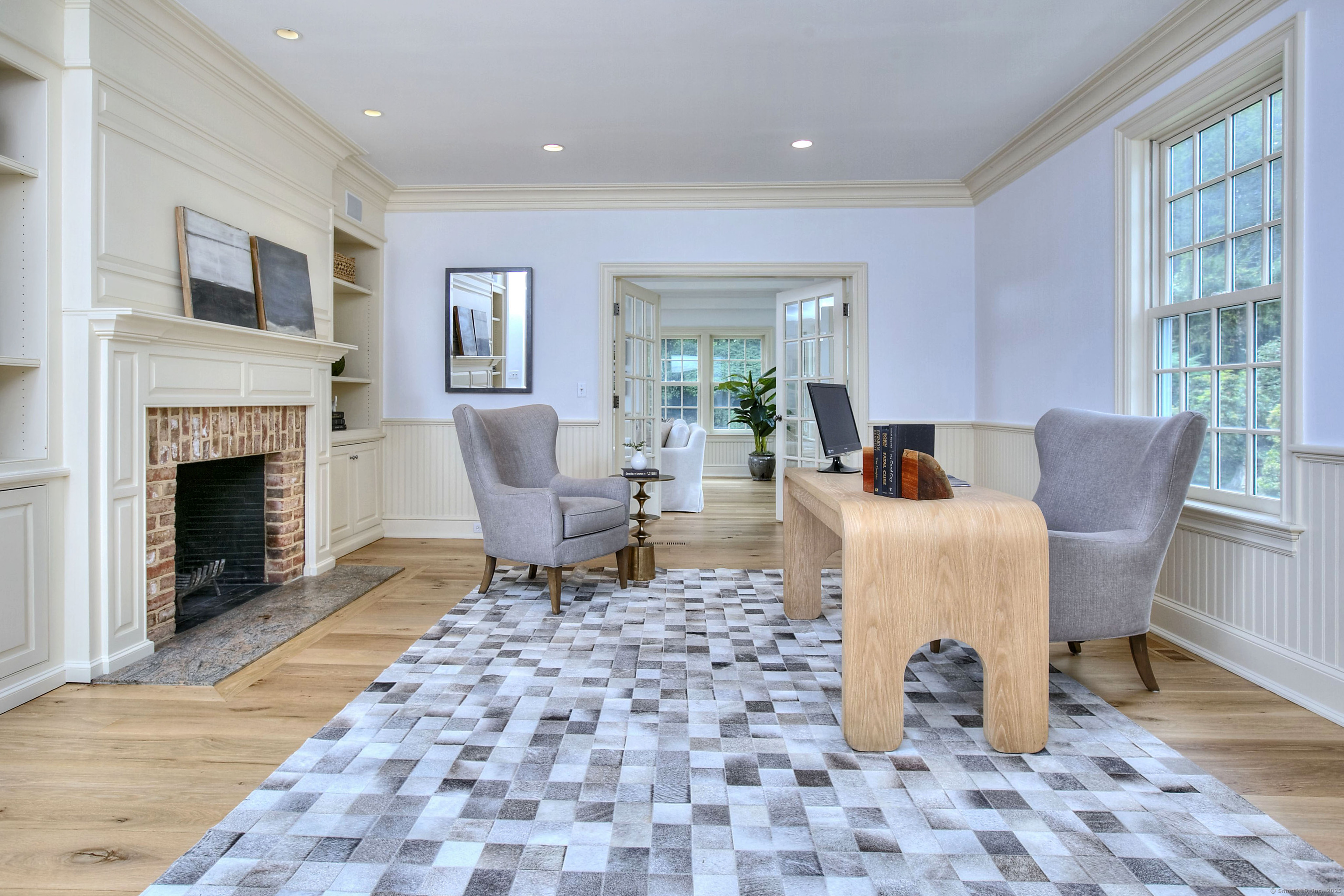 14 Mayflower Parkway