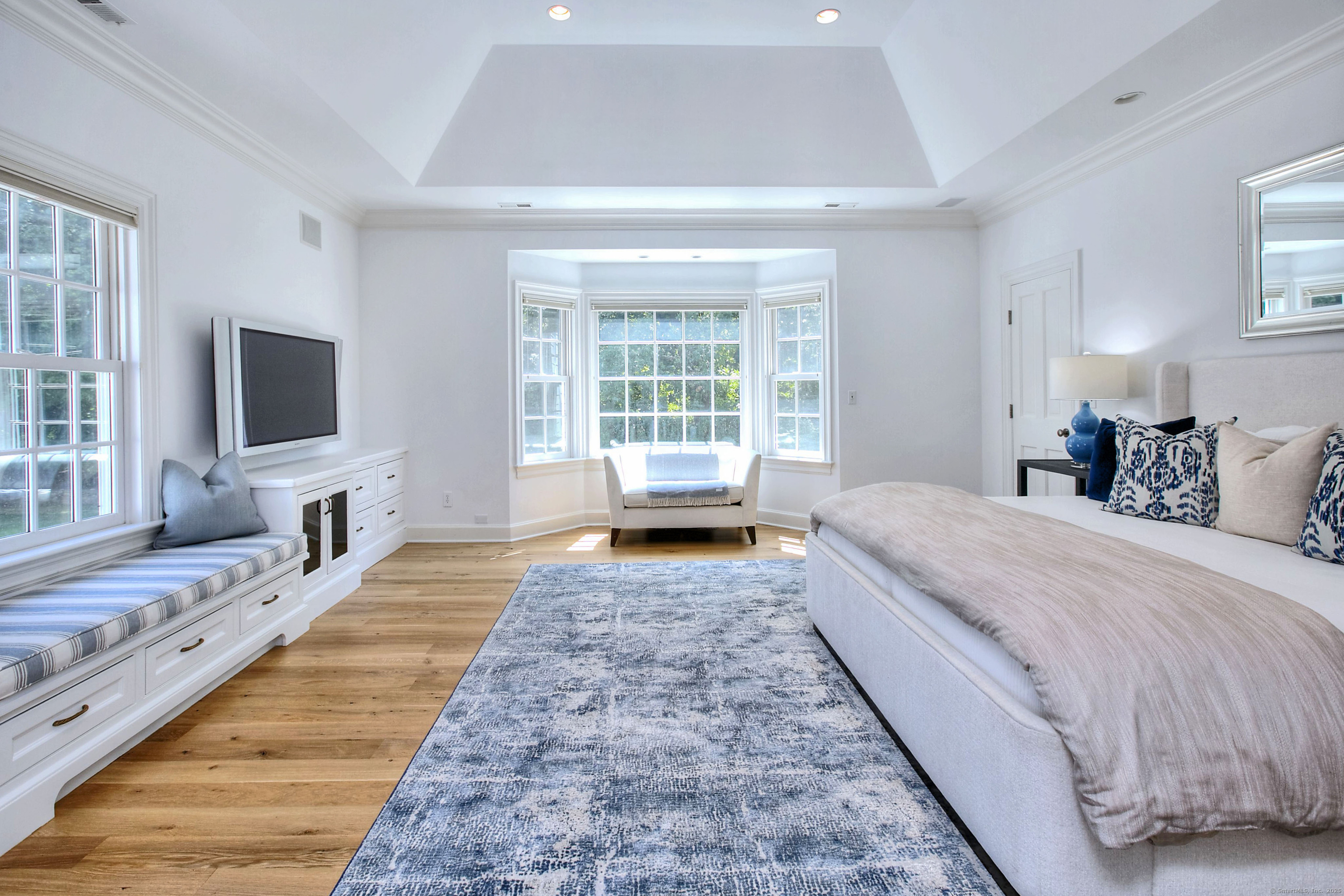 14 Mayflower Parkway