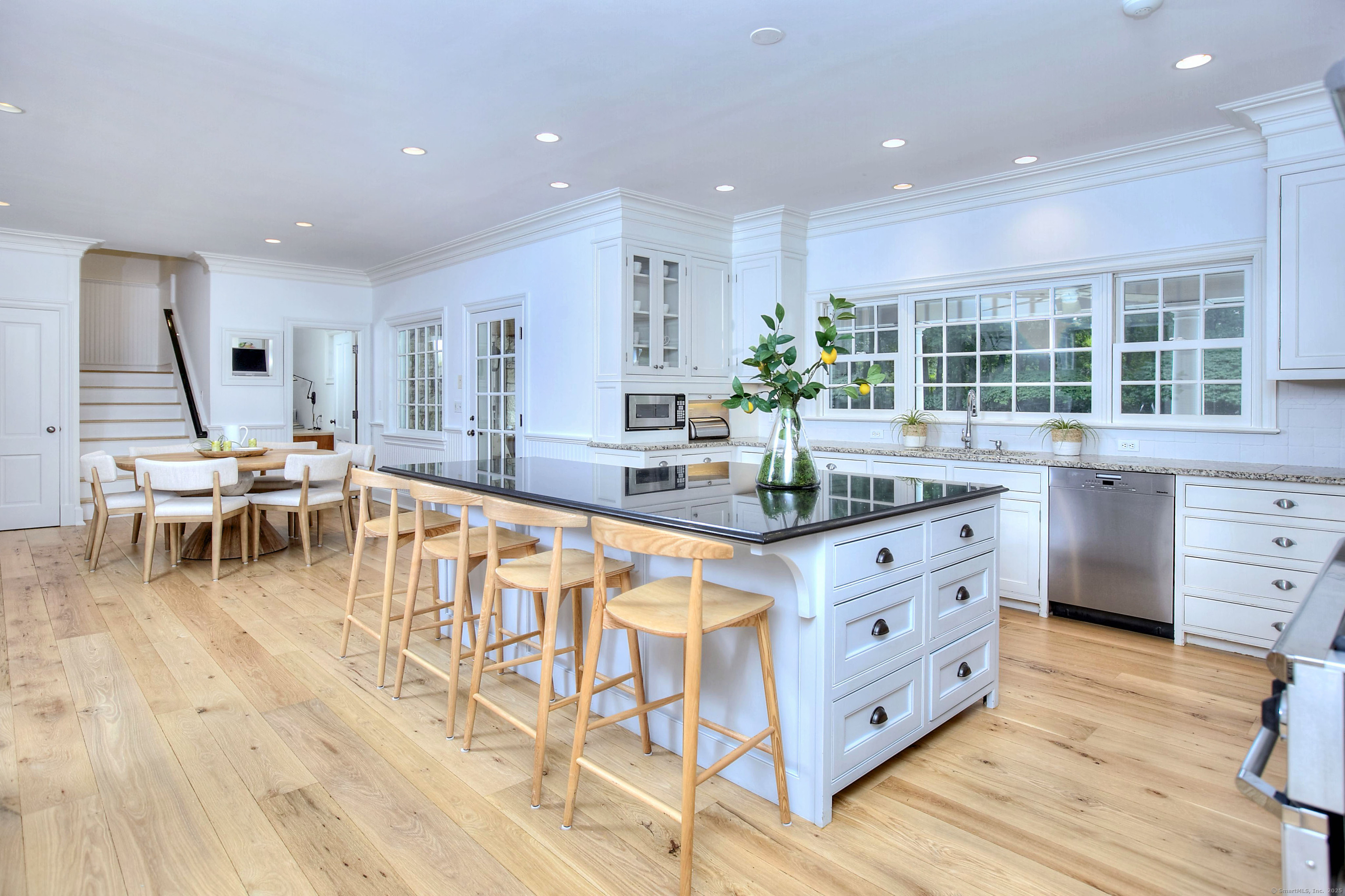 14 Mayflower Parkway