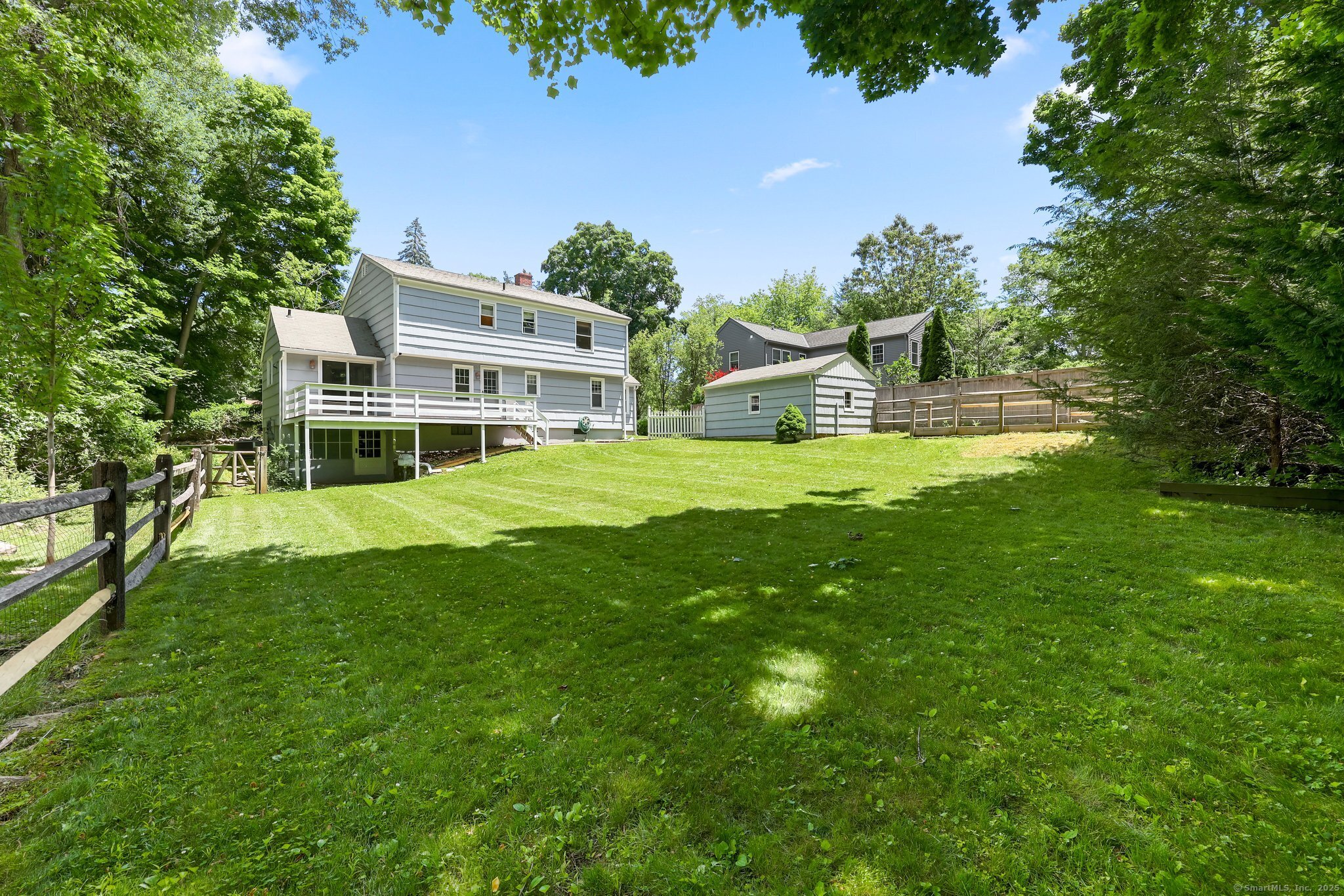 23 Turkey Hill Road North