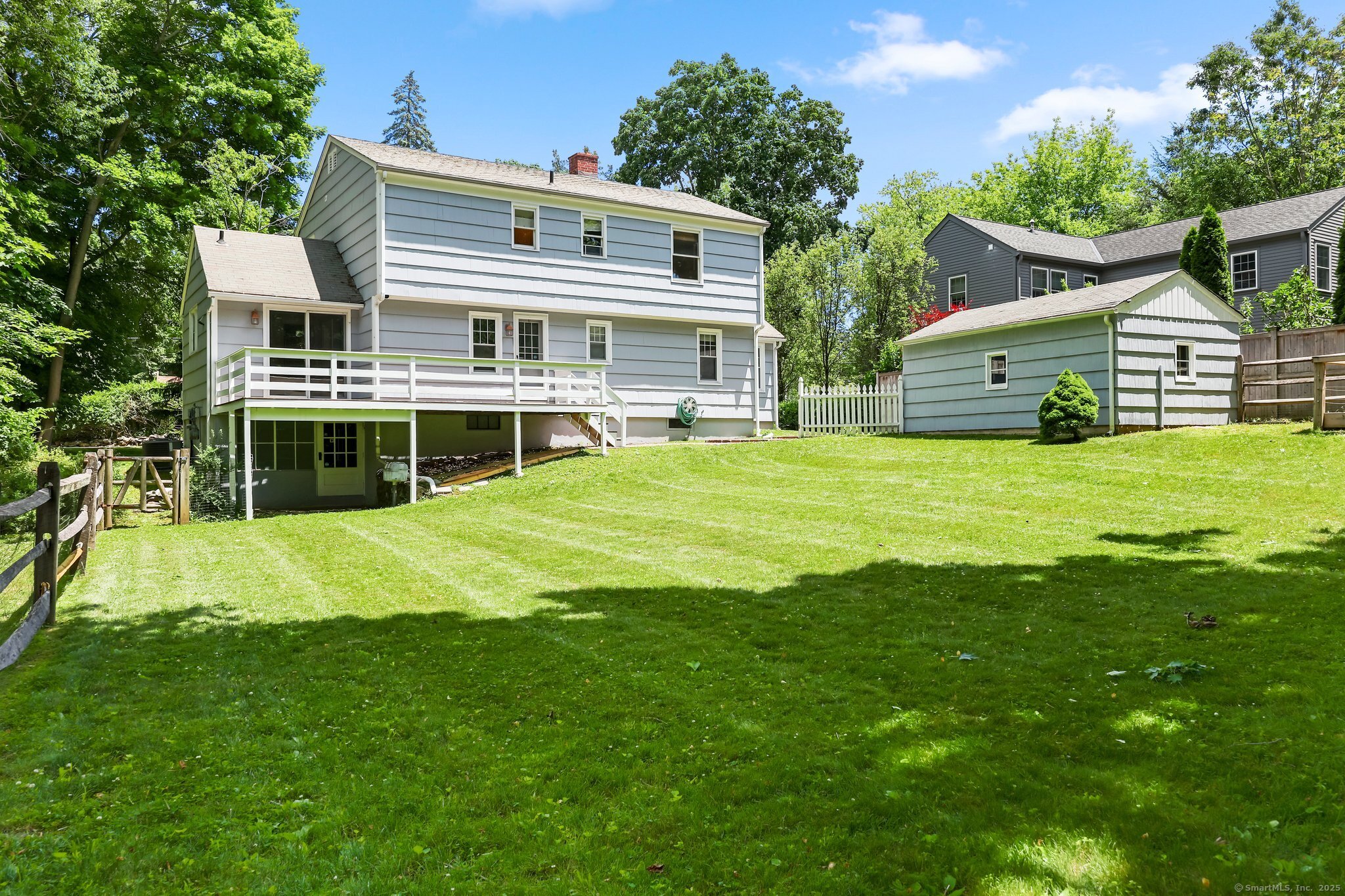 23 Turkey Hill Road North