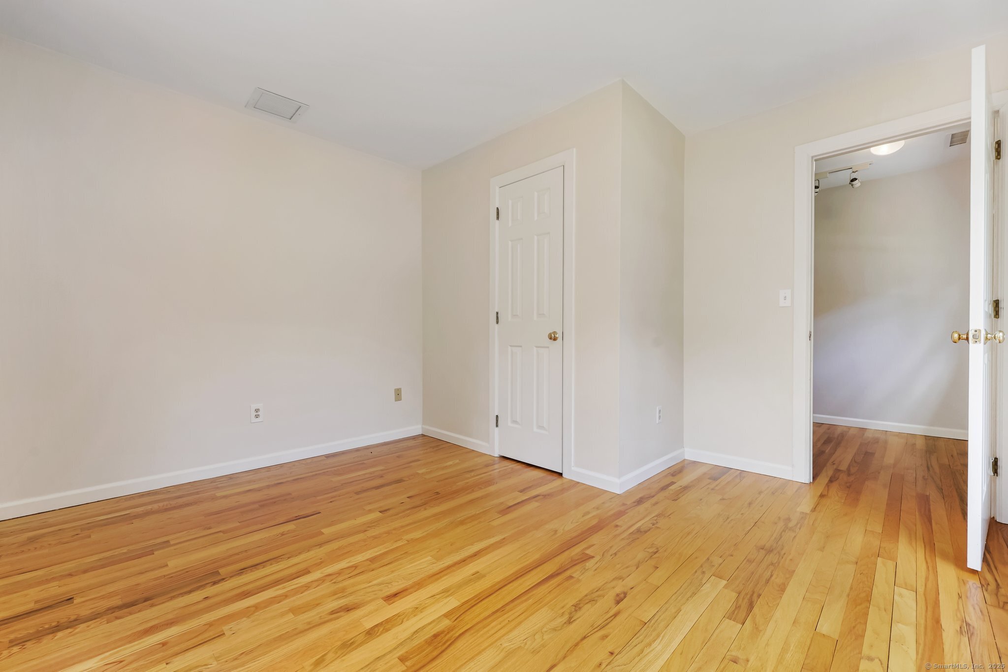 23 Turkey Hill Road North