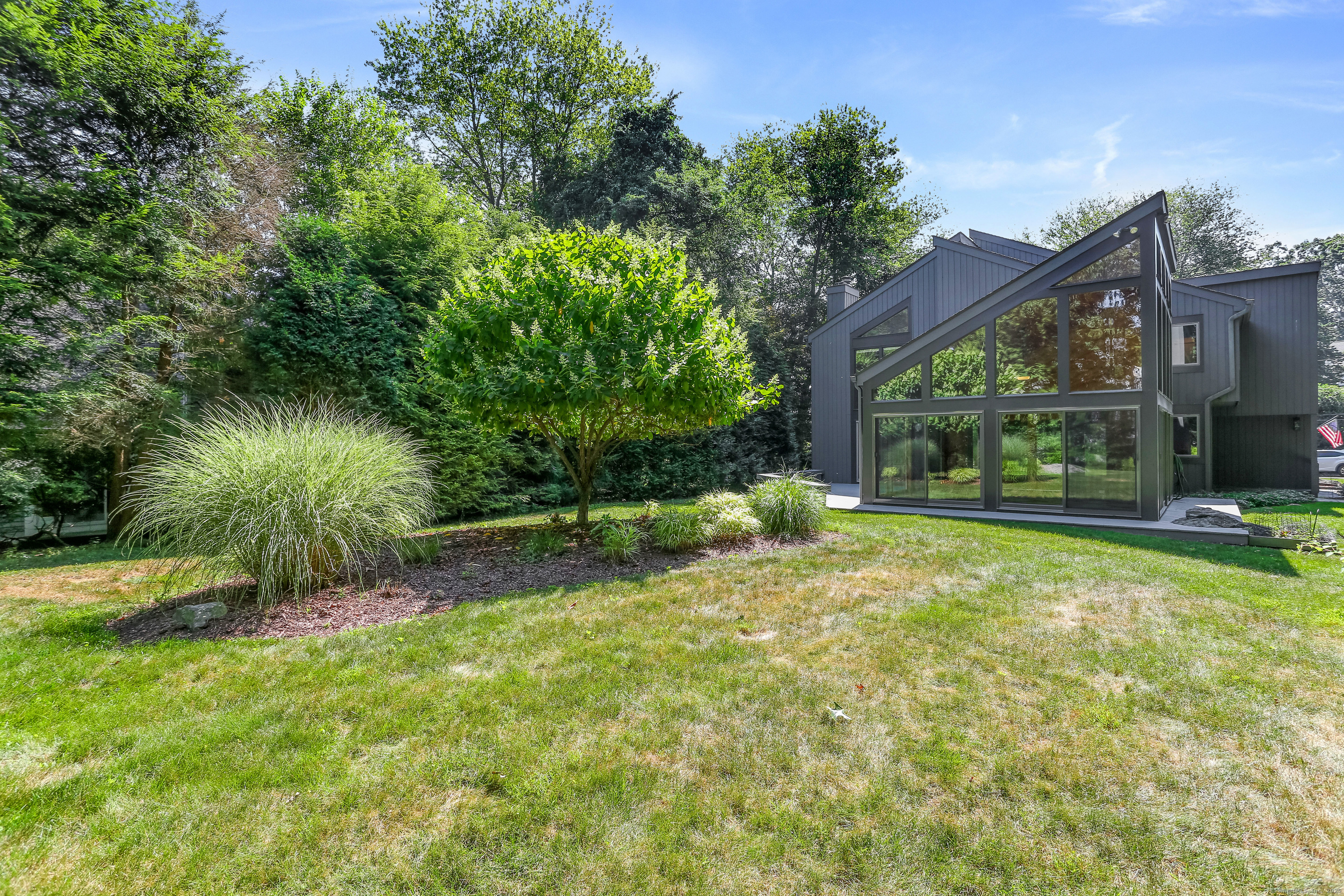 6 Janson Drive