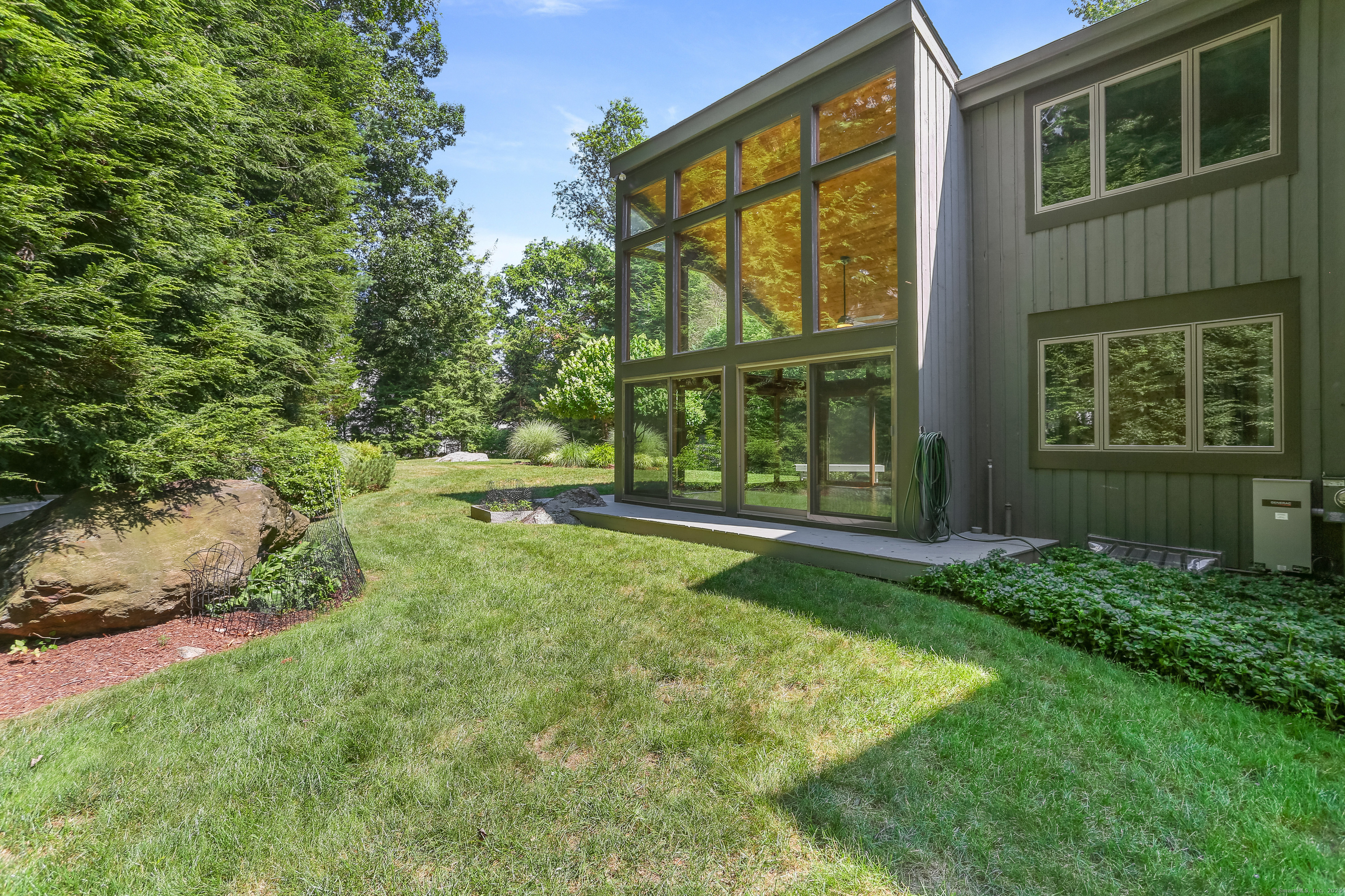 6 Janson Drive