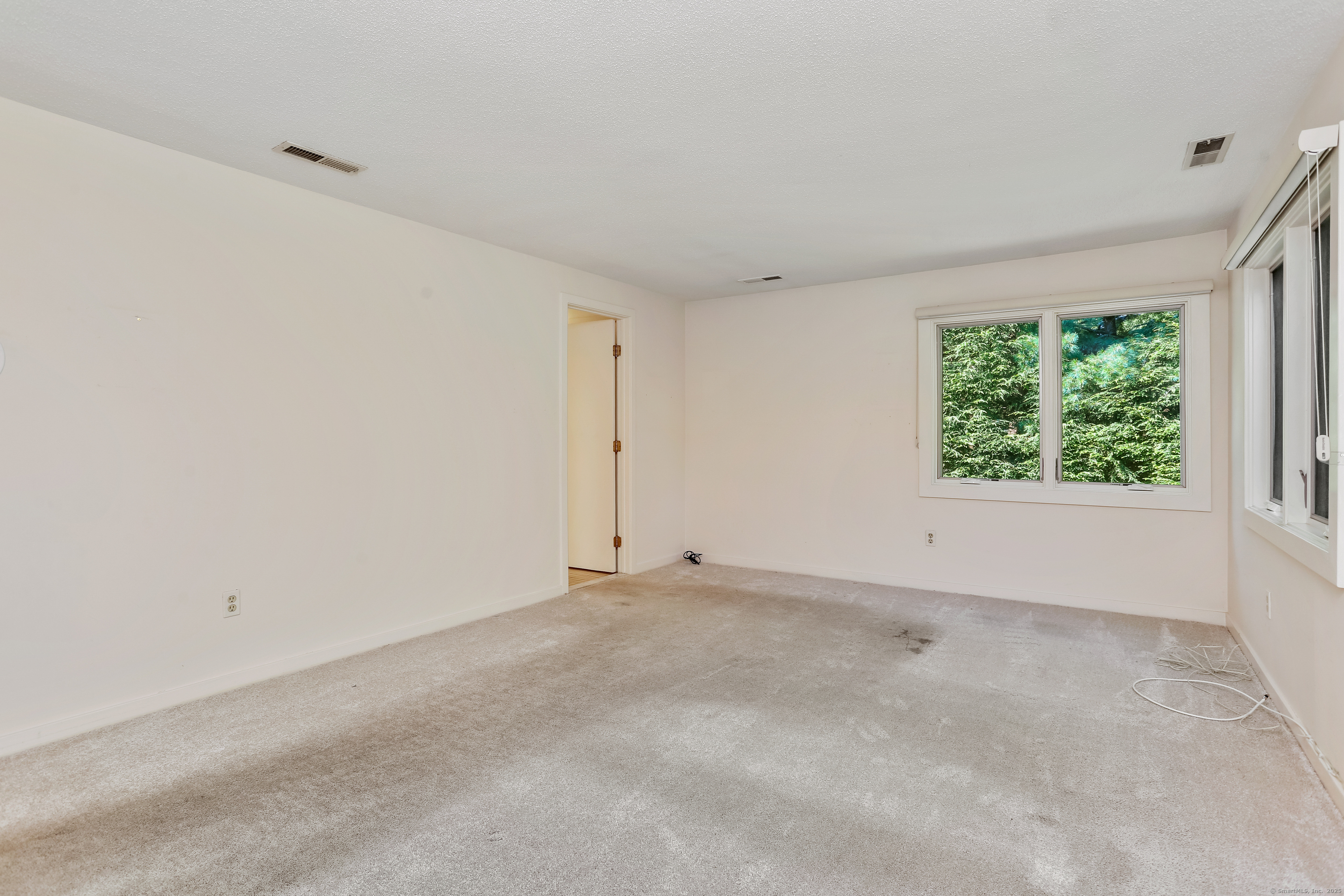 6 Janson Drive