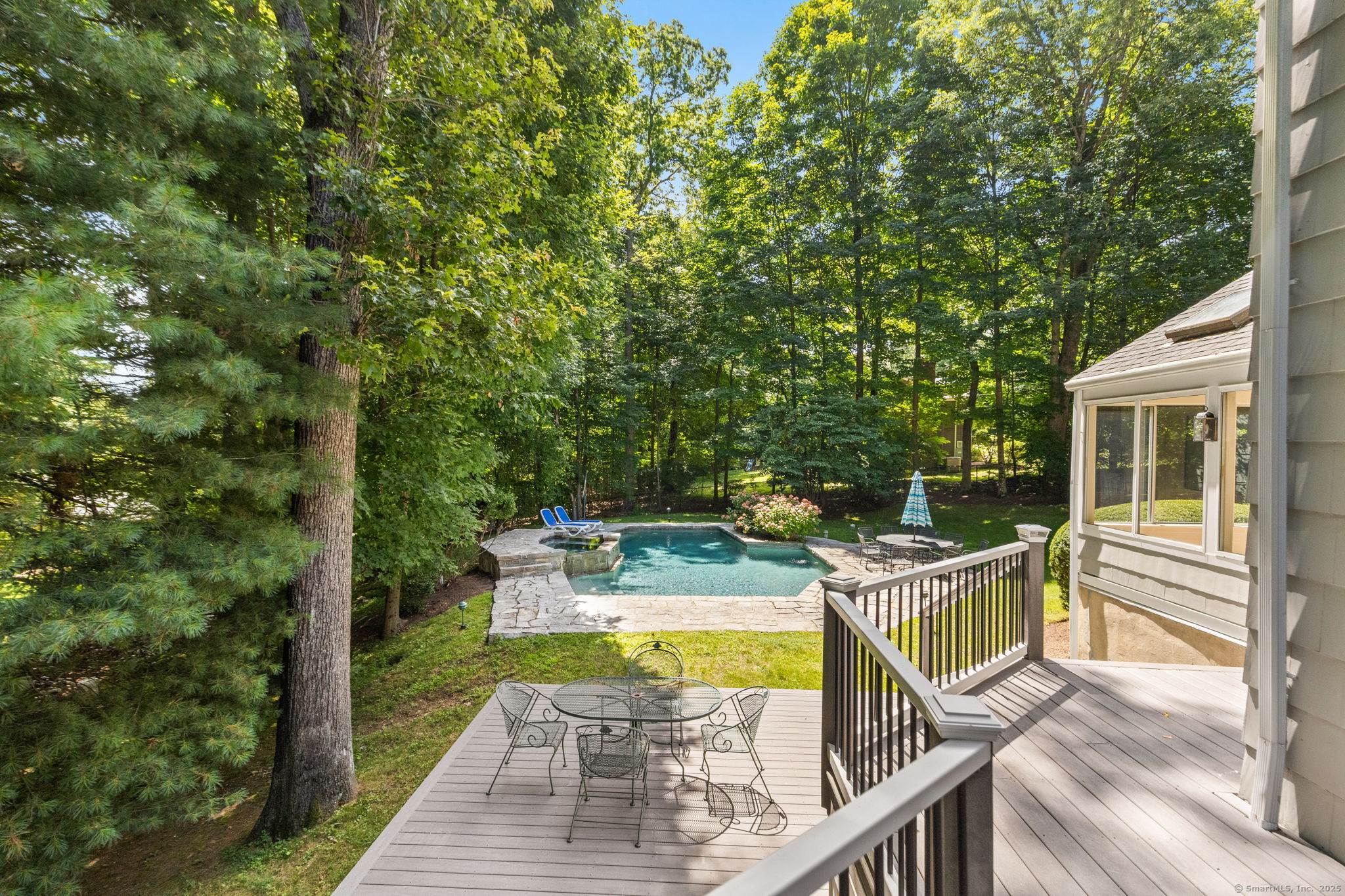 110 White Oak Lane