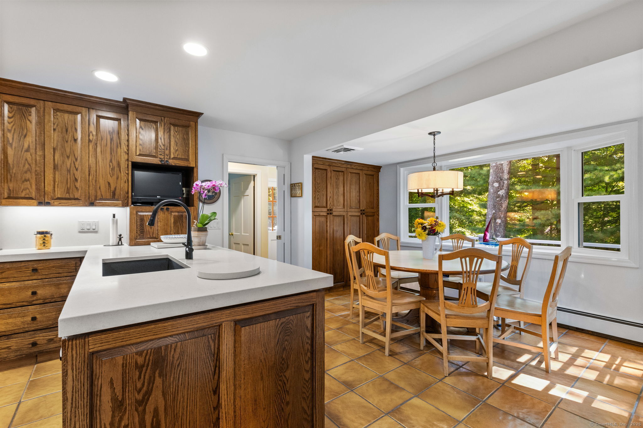 110 White Oak Lane
