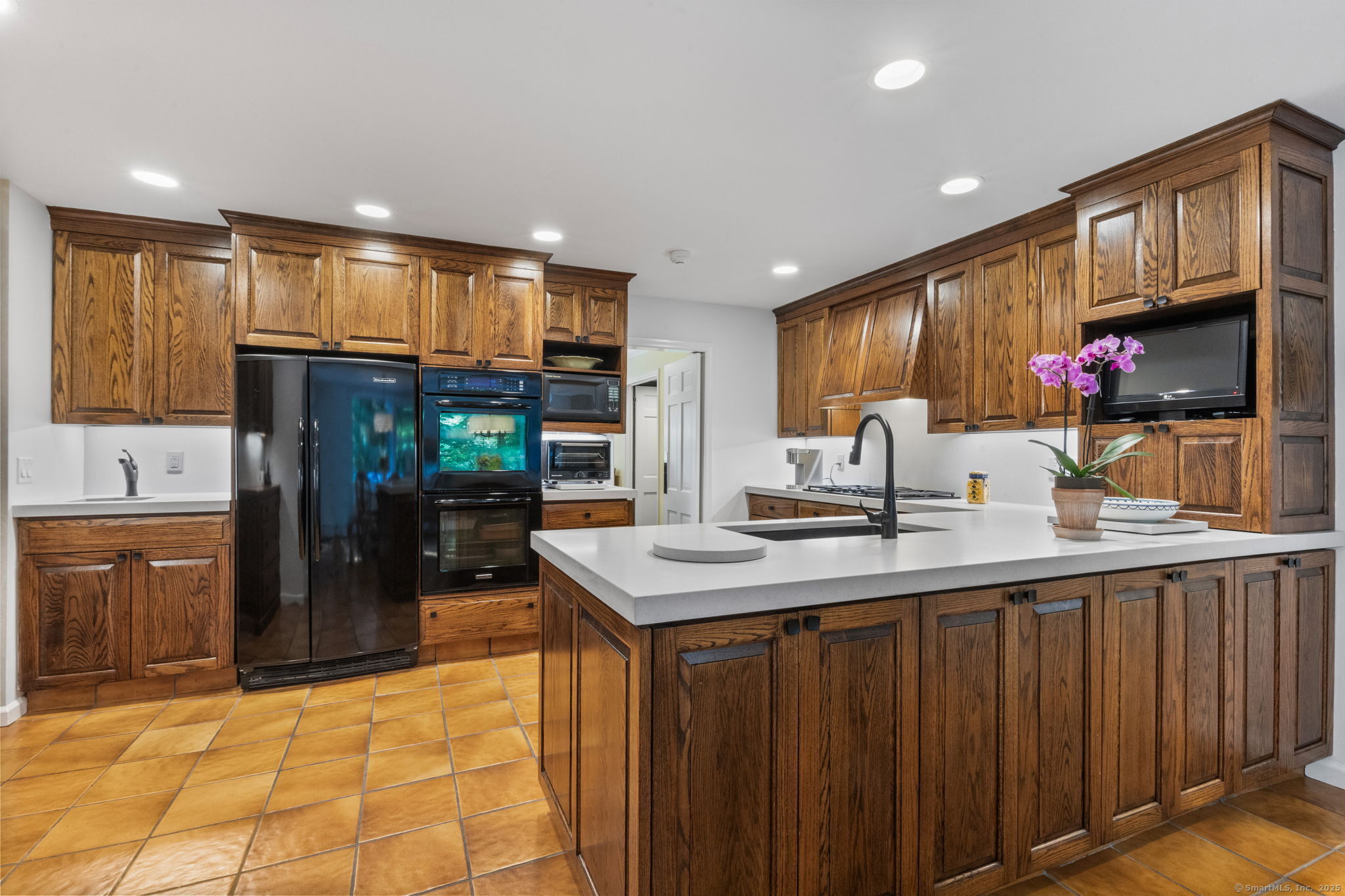 110 White Oak Lane