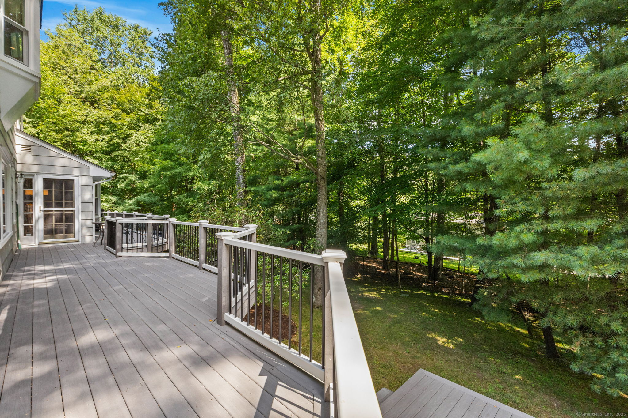 110 White Oak Lane