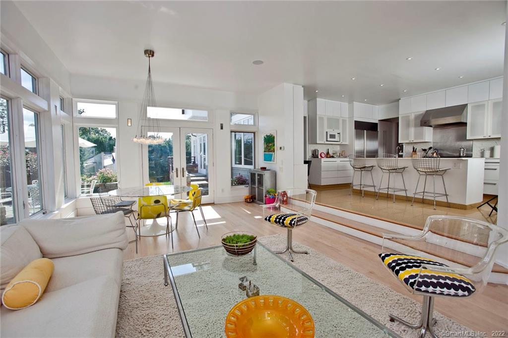 2 Bluewater Hill South