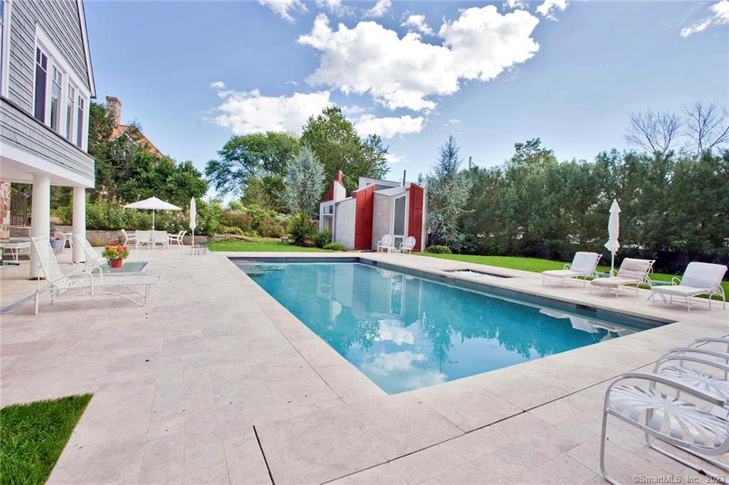 2 Bluewater Hill South