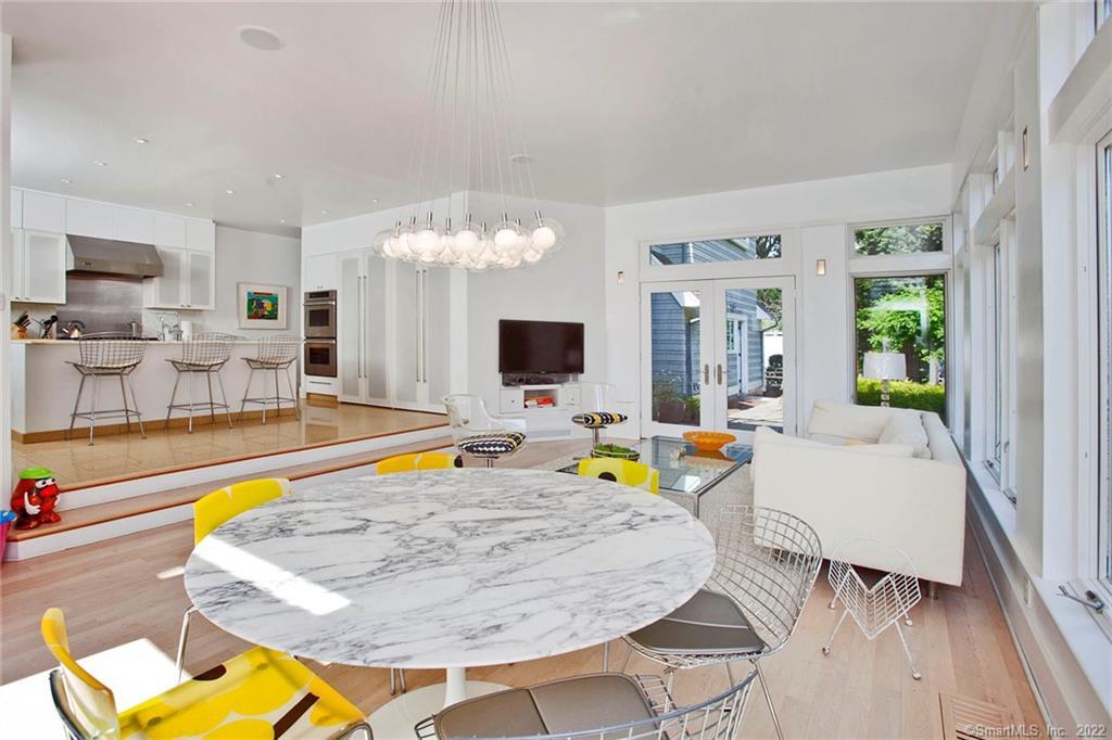 2 Bluewater Hill South