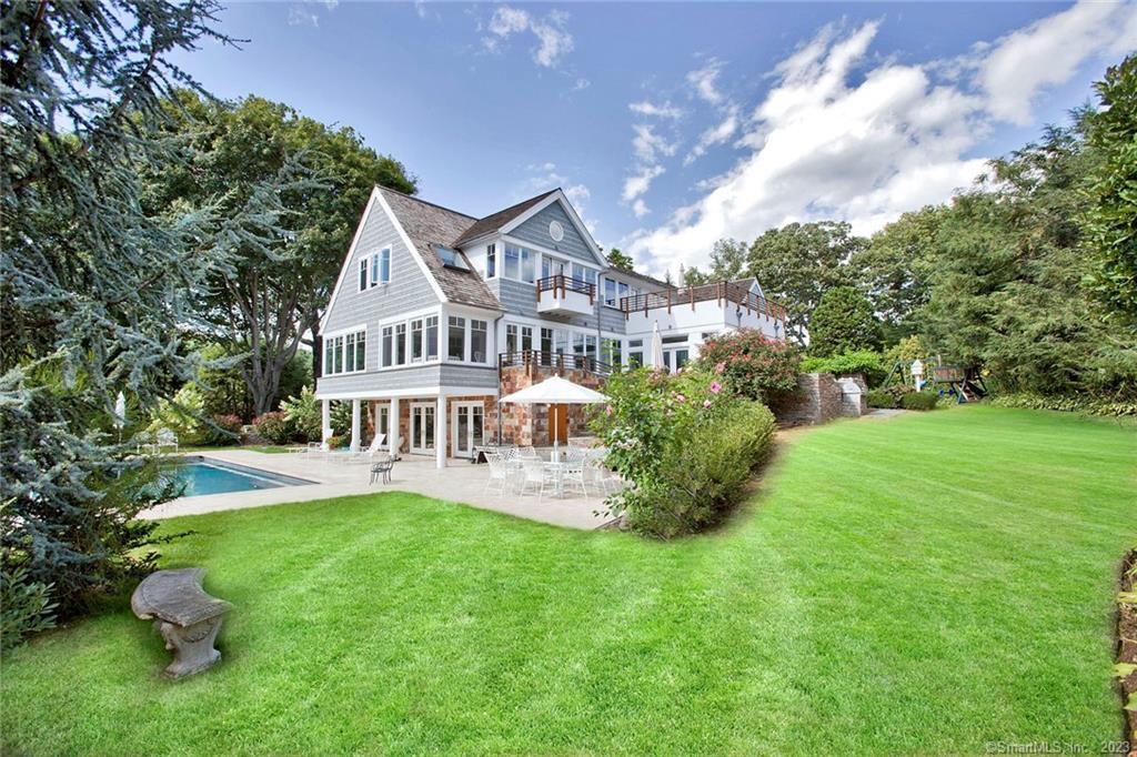 2 Bluewater Hill South
